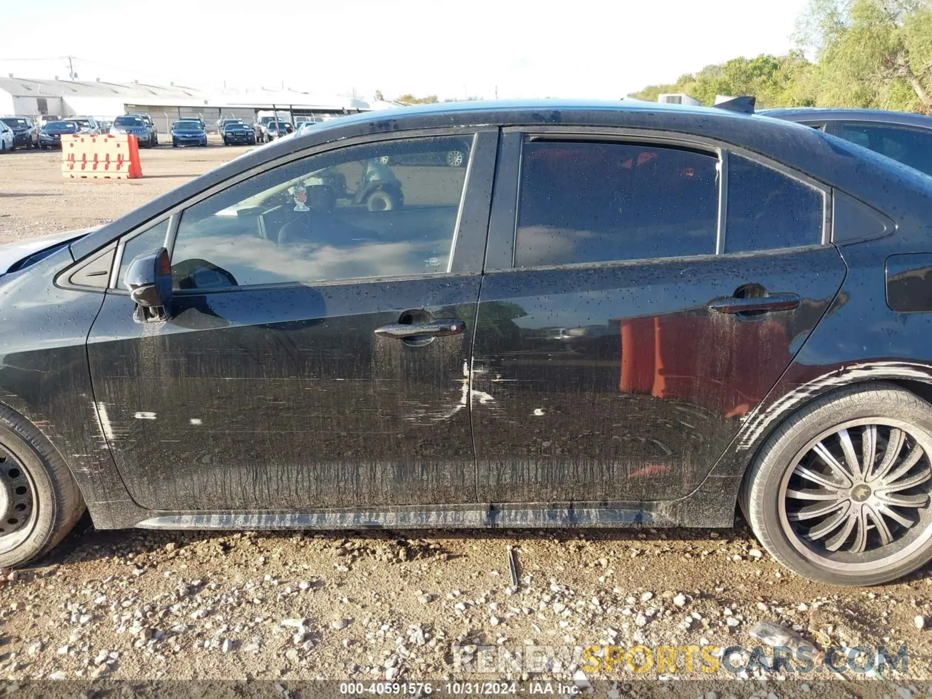 14 Photograph of a damaged car 5YFEPRAE6LP113123 TOYOTA COROLLA 2020