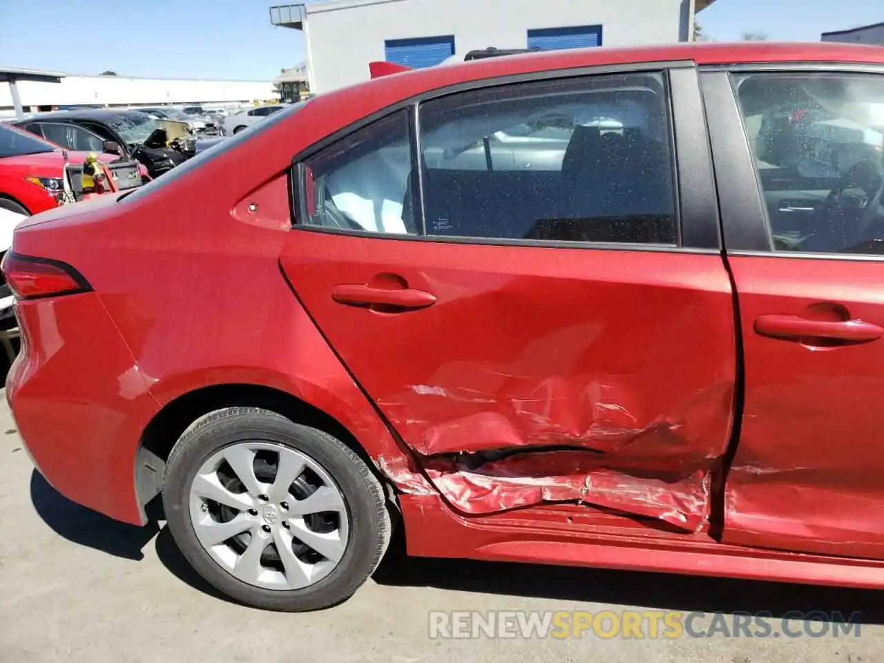 9 Photograph of a damaged car 5YFEPRAE6LP114613 TOYOTA COROLLA 2020