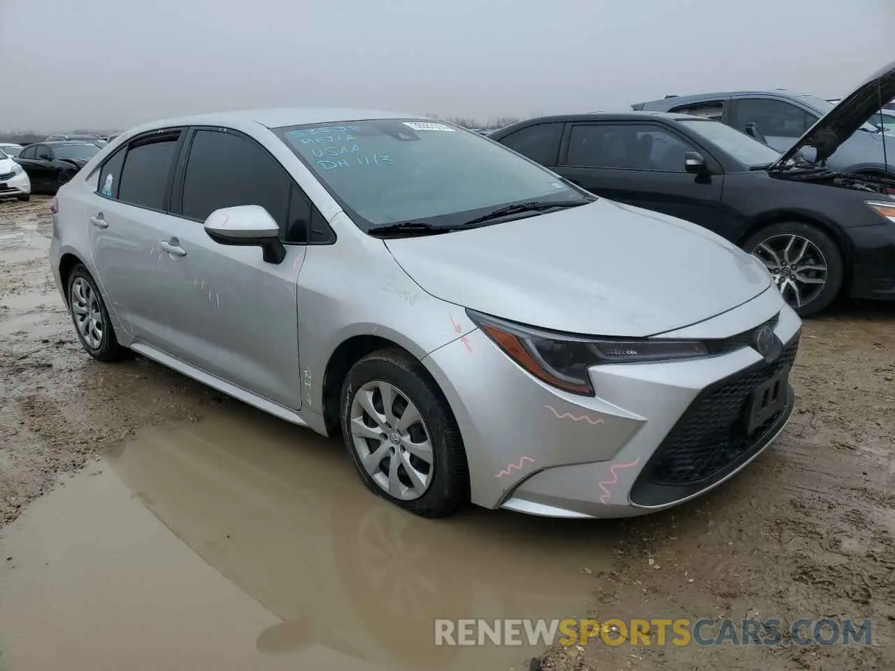 4 Photograph of a damaged car 5YFEPRAE6LP123912 TOYOTA COROLLA 2020