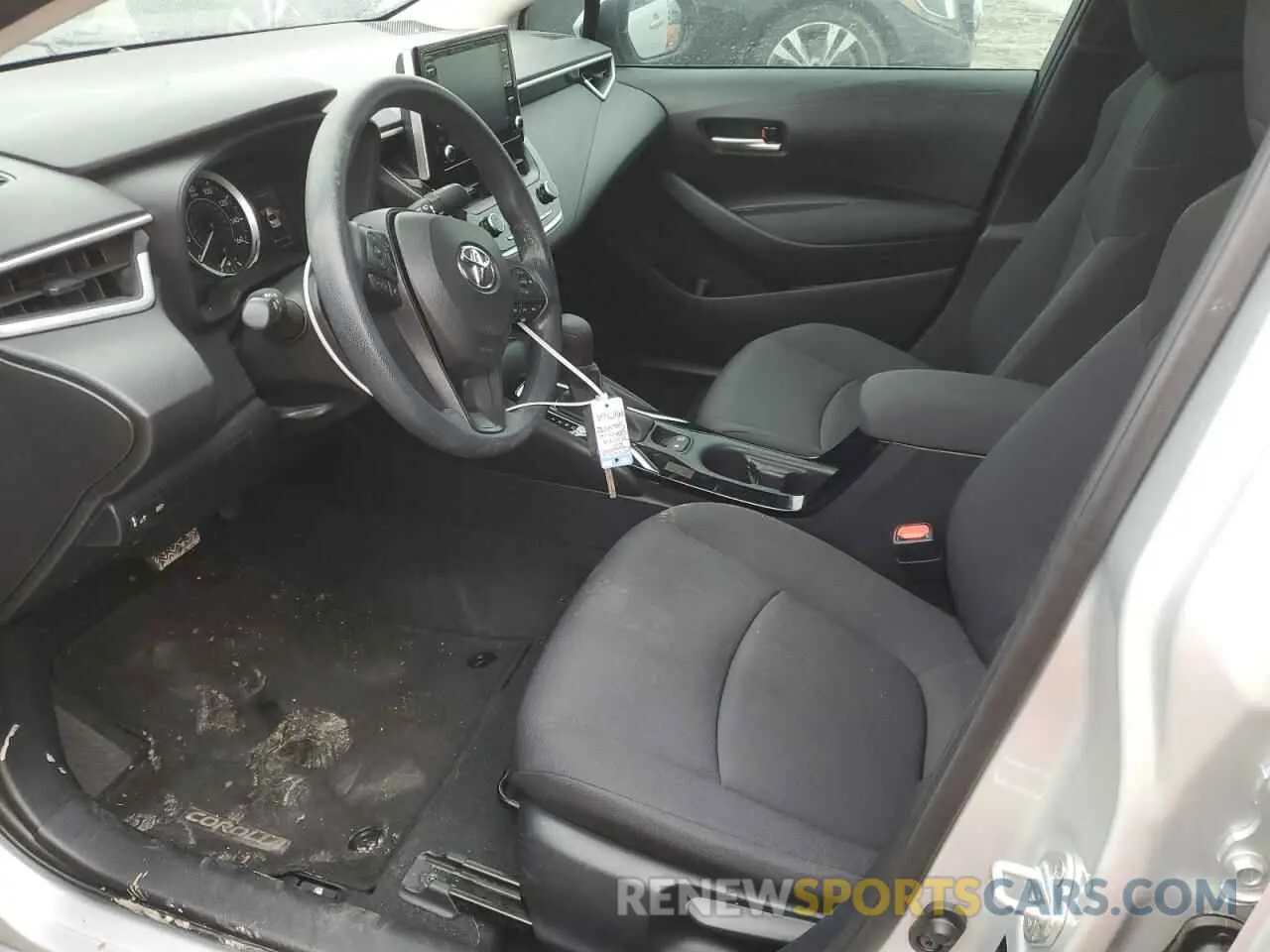 7 Photograph of a damaged car 5YFEPRAE6LP123912 TOYOTA COROLLA 2020