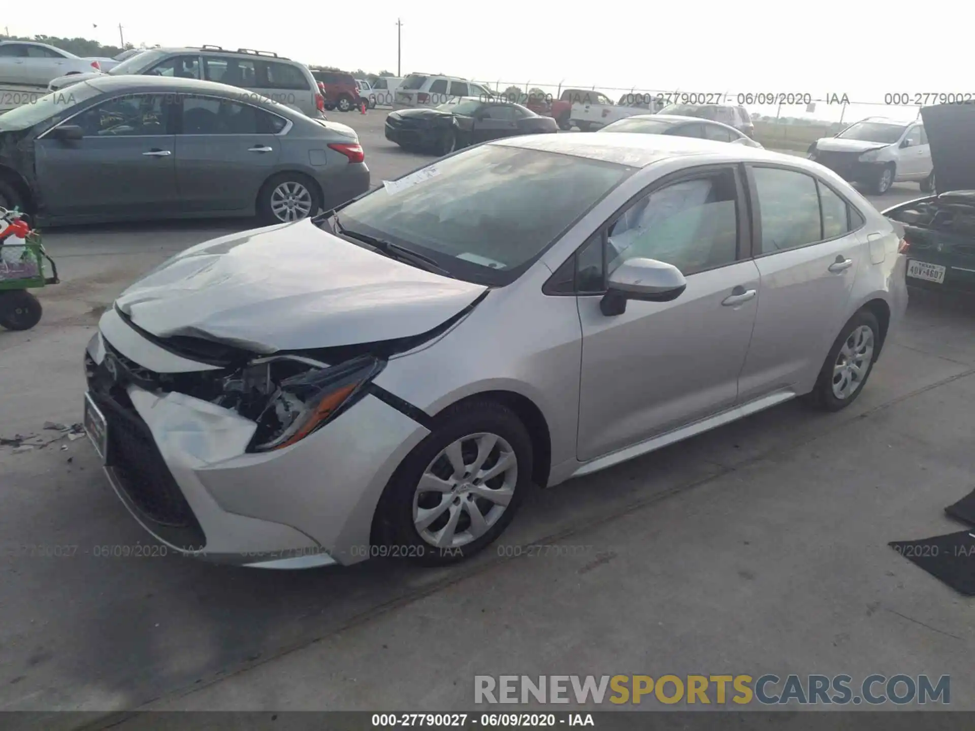 2 Photograph of a damaged car 5YFEPRAE6LP126356 TOYOTA COROLLA 2020