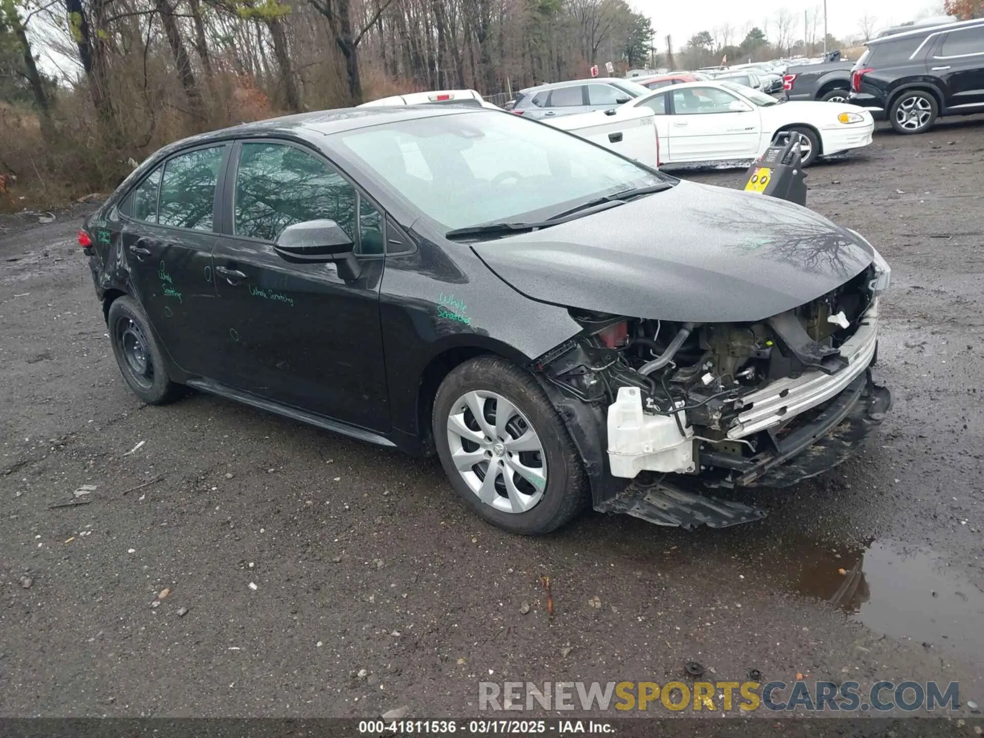 1 Photograph of a damaged car 5YFEPRAE6LP135204 TOYOTA COROLLA 2020