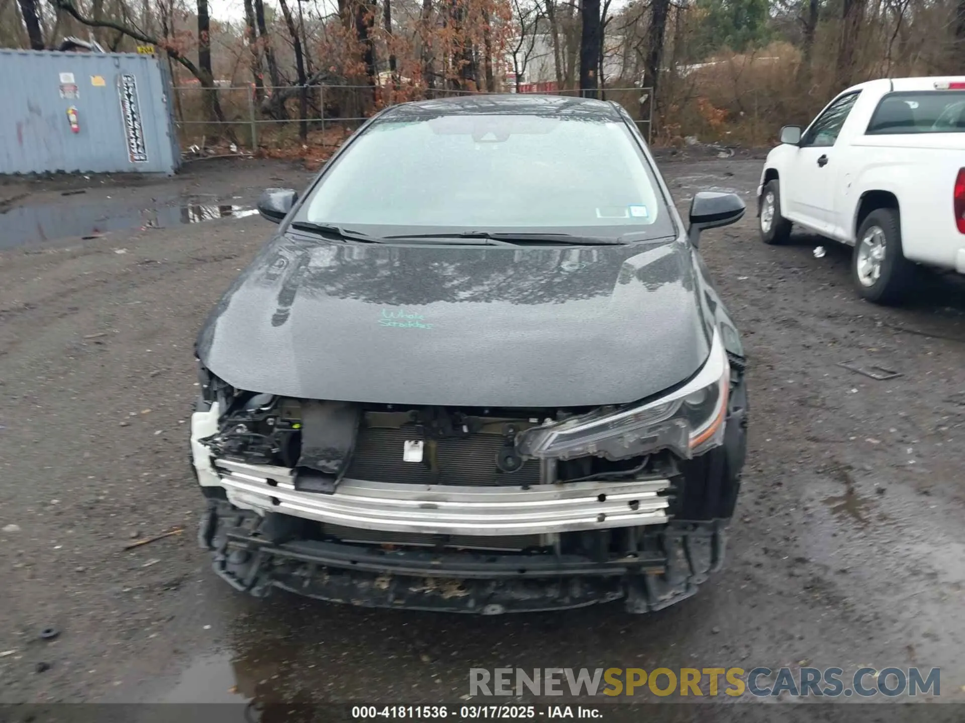 12 Photograph of a damaged car 5YFEPRAE6LP135204 TOYOTA COROLLA 2020