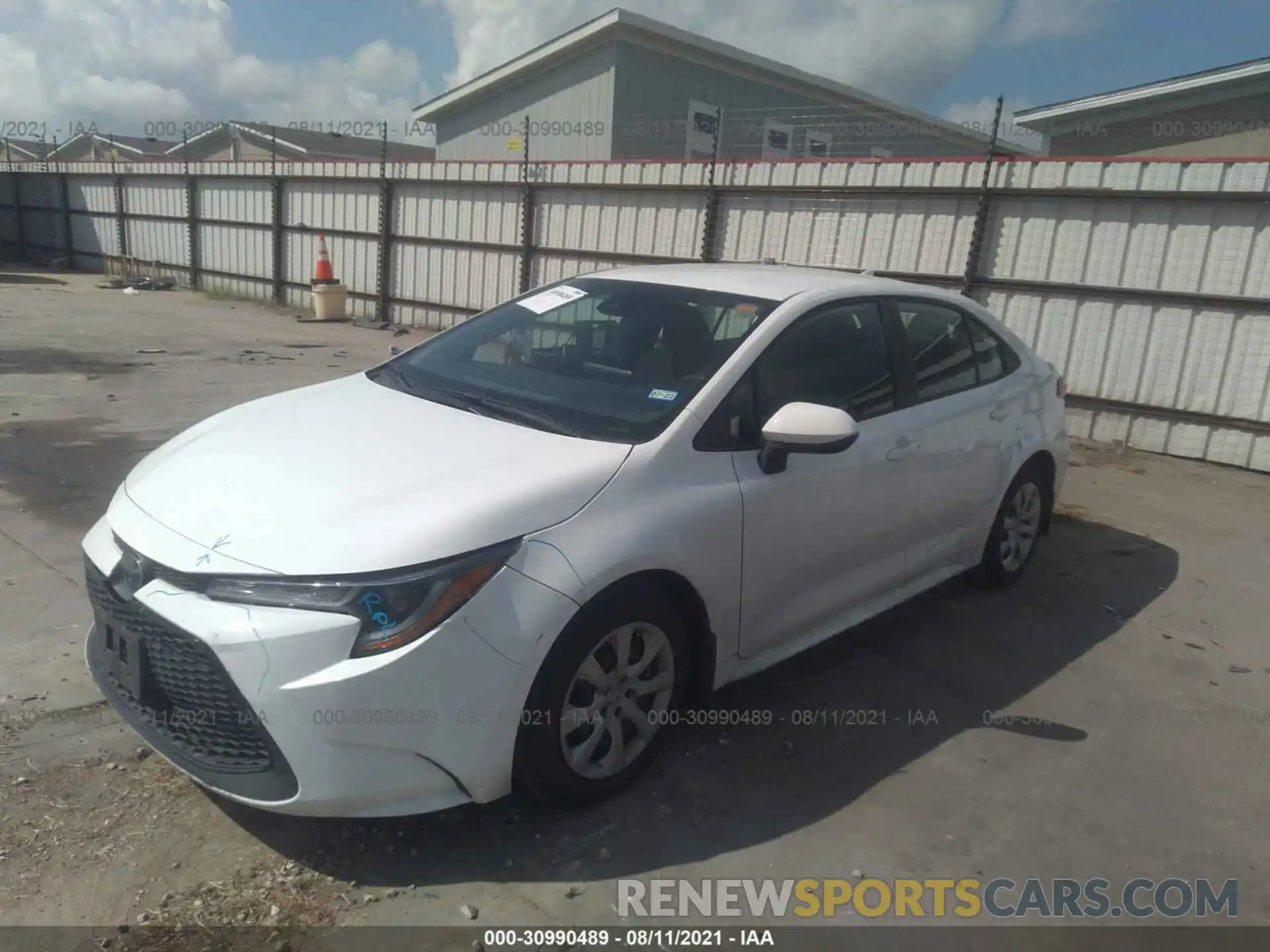 2 Photograph of a damaged car 5YFEPRAE6LP135249 TOYOTA COROLLA 2020