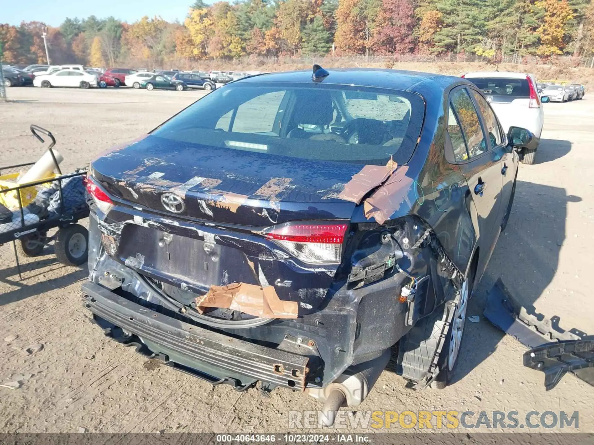17 Photograph of a damaged car 5YFEPRAE6LP141309 TOYOTA COROLLA 2020