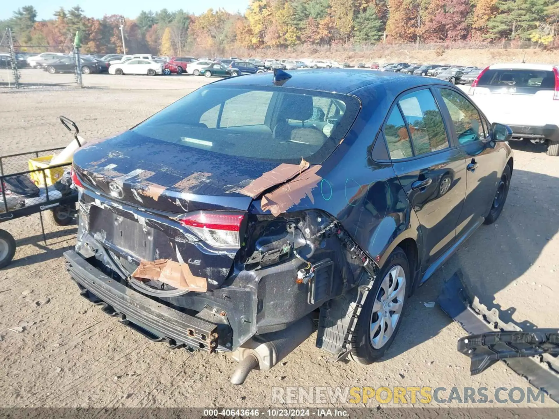 4 Photograph of a damaged car 5YFEPRAE6LP141309 TOYOTA COROLLA 2020