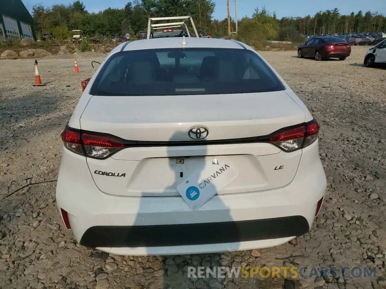 6 Photograph of a damaged car 5YFEPRAE6LP146767 TOYOTA COROLLA 2020