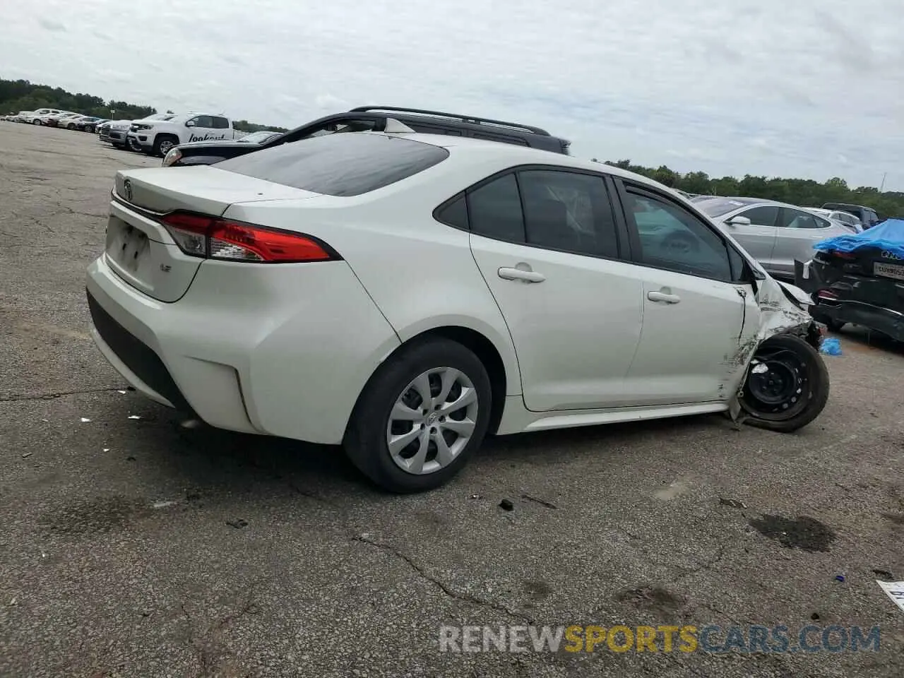 3 Photograph of a damaged car 5YFEPRAE7LP006887 TOYOTA COROLLA 2020