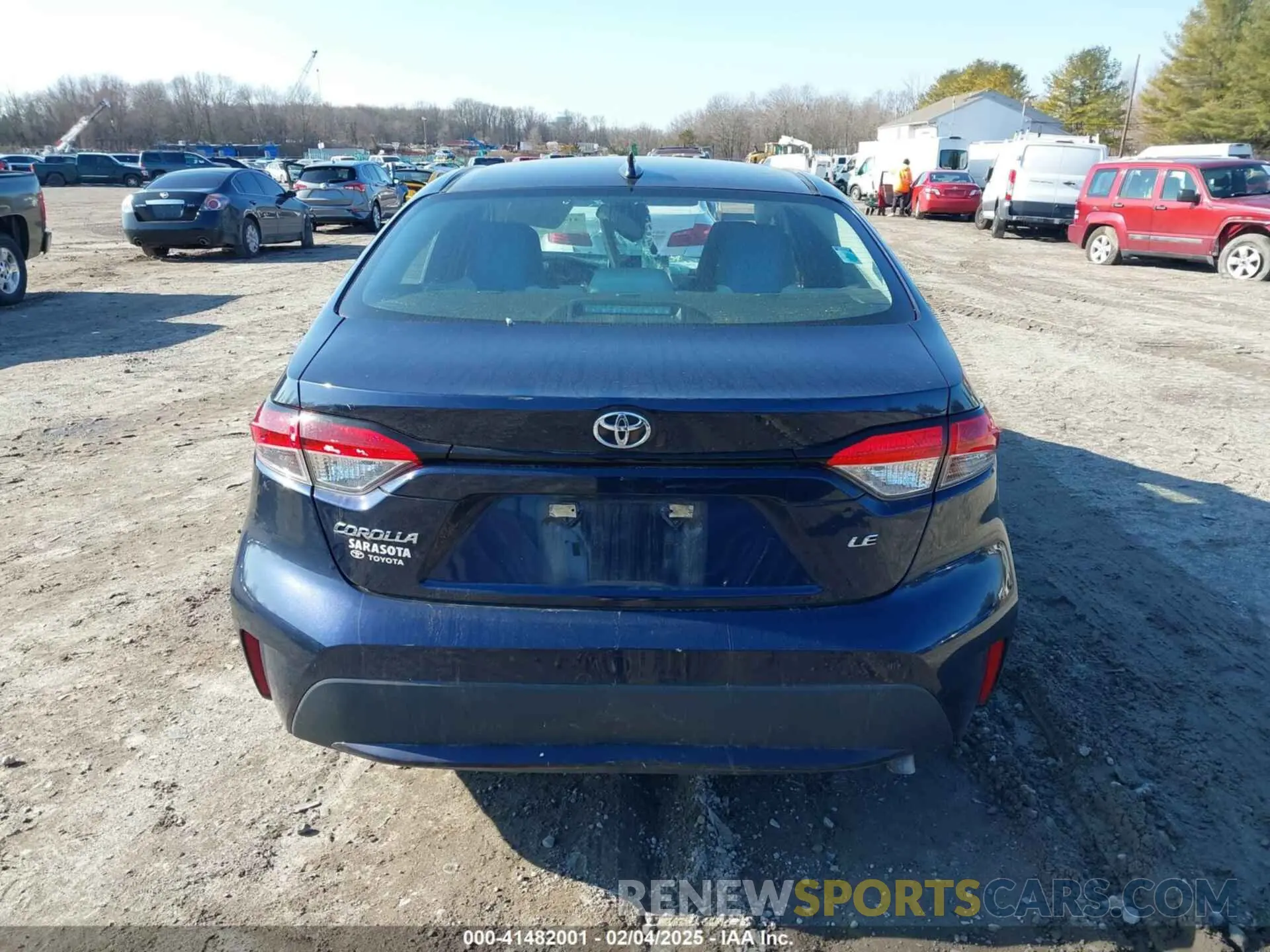 16 Photograph of a damaged car 5YFEPRAE7LP007229 TOYOTA COROLLA 2020