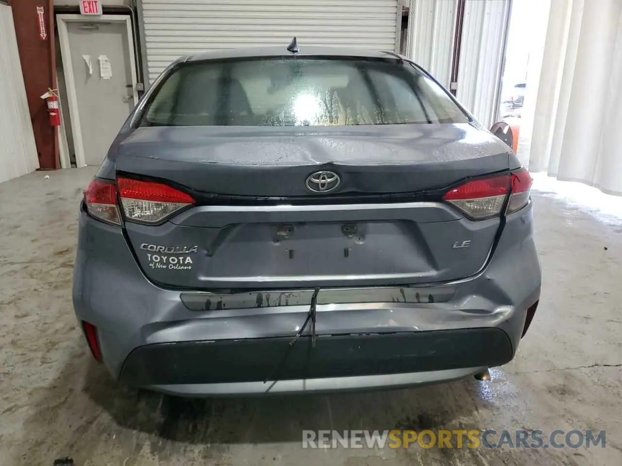 6 Photograph of a damaged car 5YFEPRAE7LP019364 TOYOTA COROLLA 2020