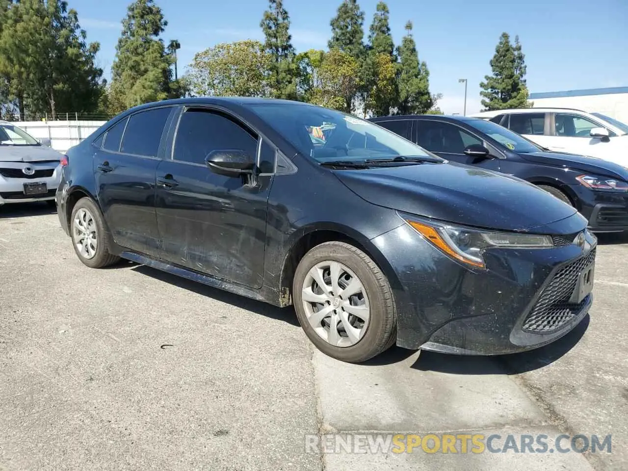 4 Photograph of a damaged car 5YFEPRAE7LP019753 TOYOTA COROLLA 2020