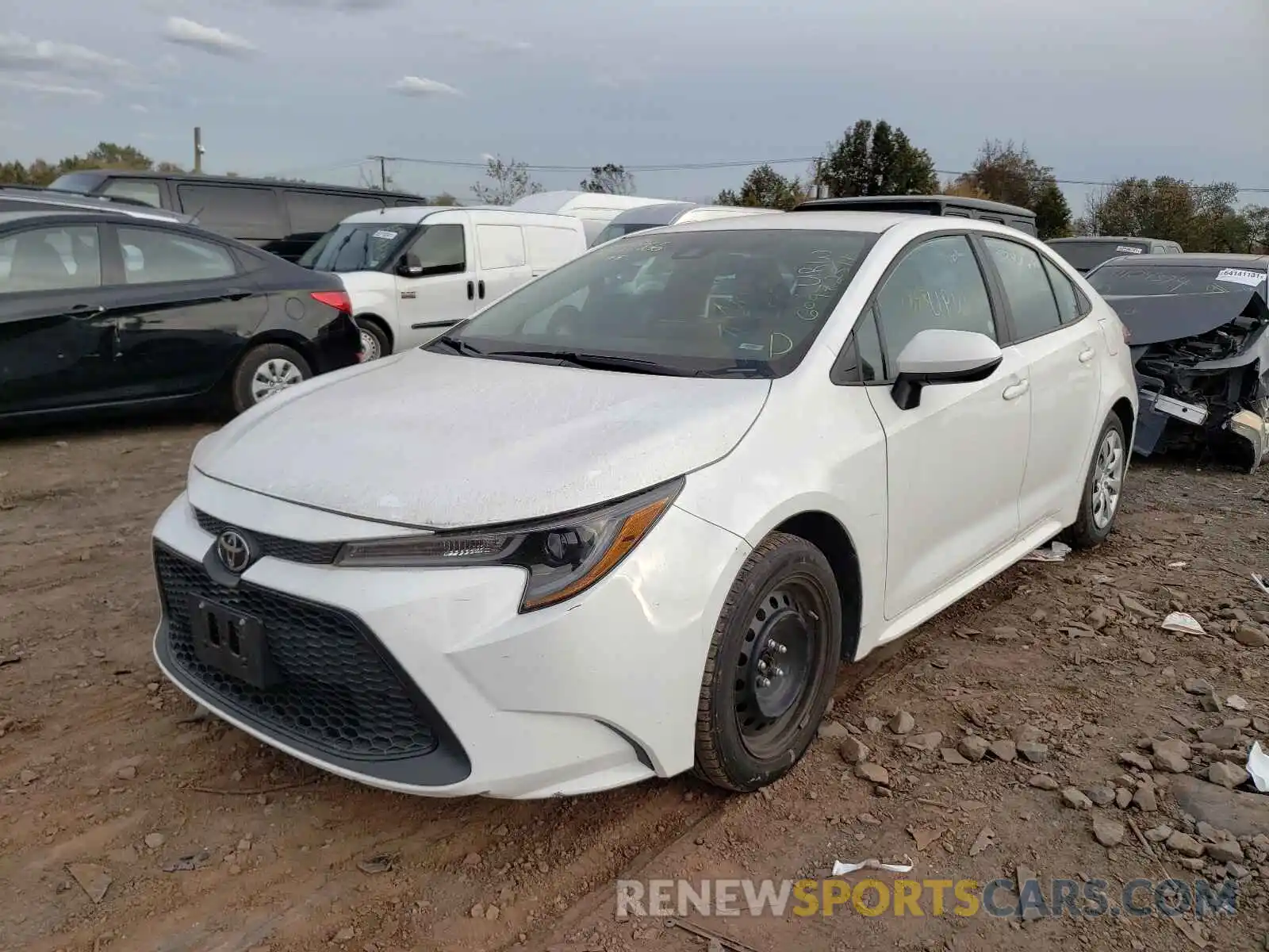 2 Photograph of a damaged car 5YFEPRAE7LP026721 TOYOTA COROLLA 2020