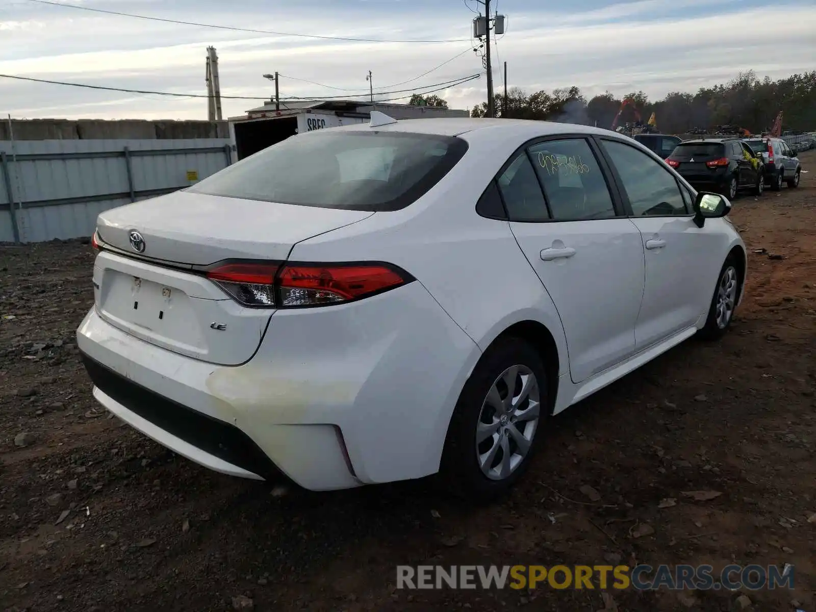 4 Photograph of a damaged car 5YFEPRAE7LP026721 TOYOTA COROLLA 2020