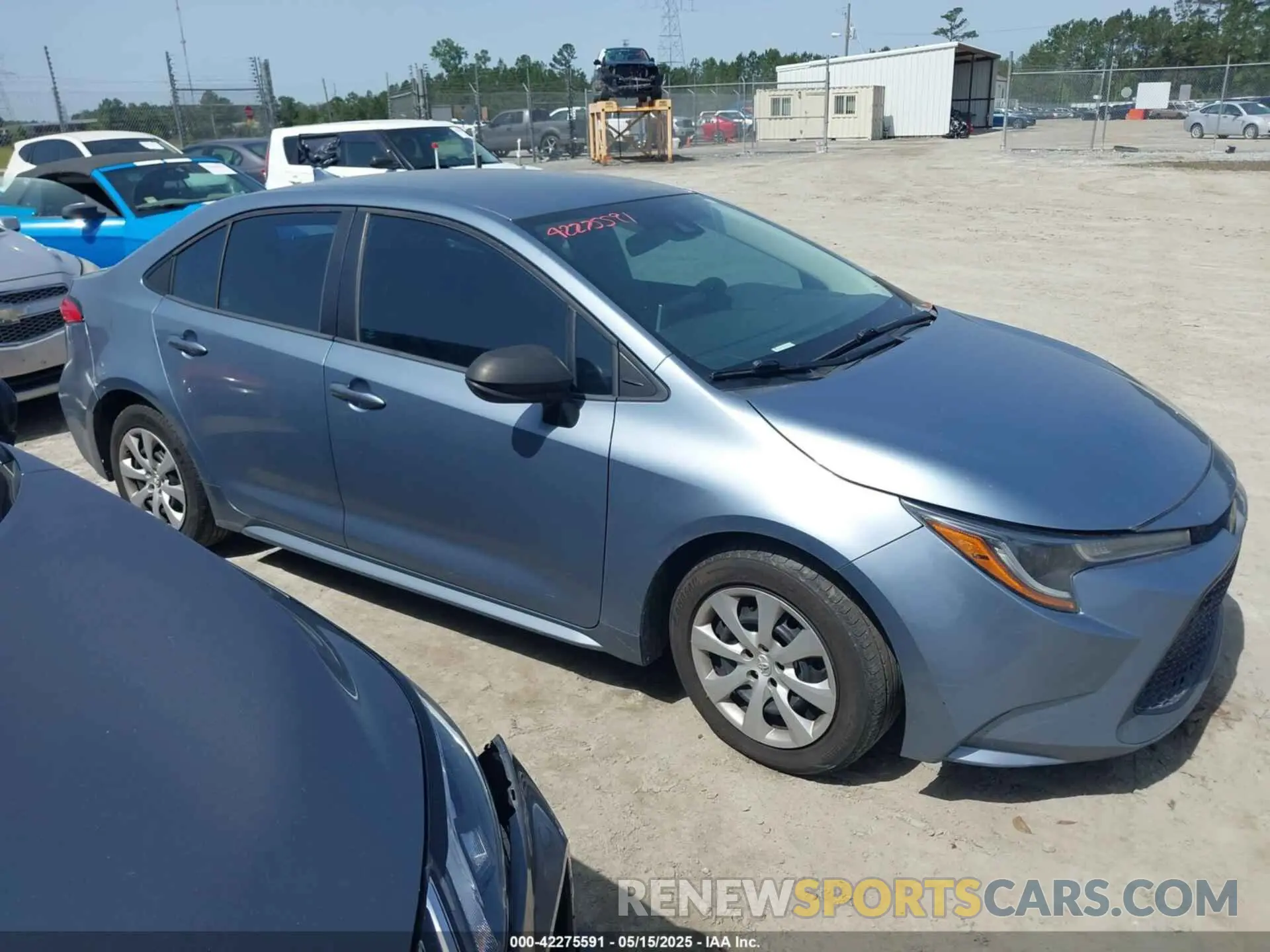 13 Photograph of a damaged car 5YFEPRAE7LP028985 TOYOTA COROLLA 2020