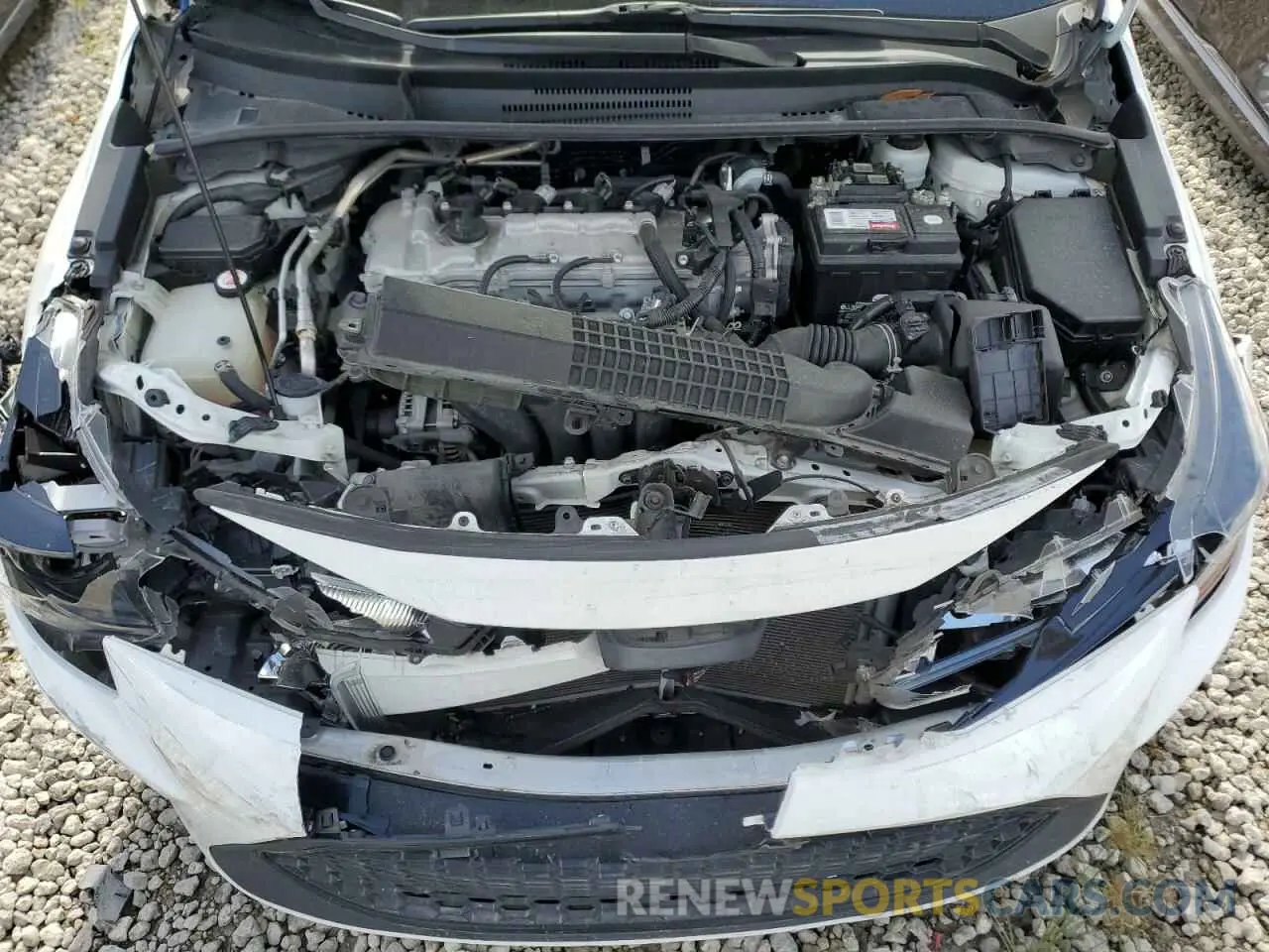 11 Photograph of a damaged car 5YFEPRAE7LP033913 TOYOTA COROLLA 2020