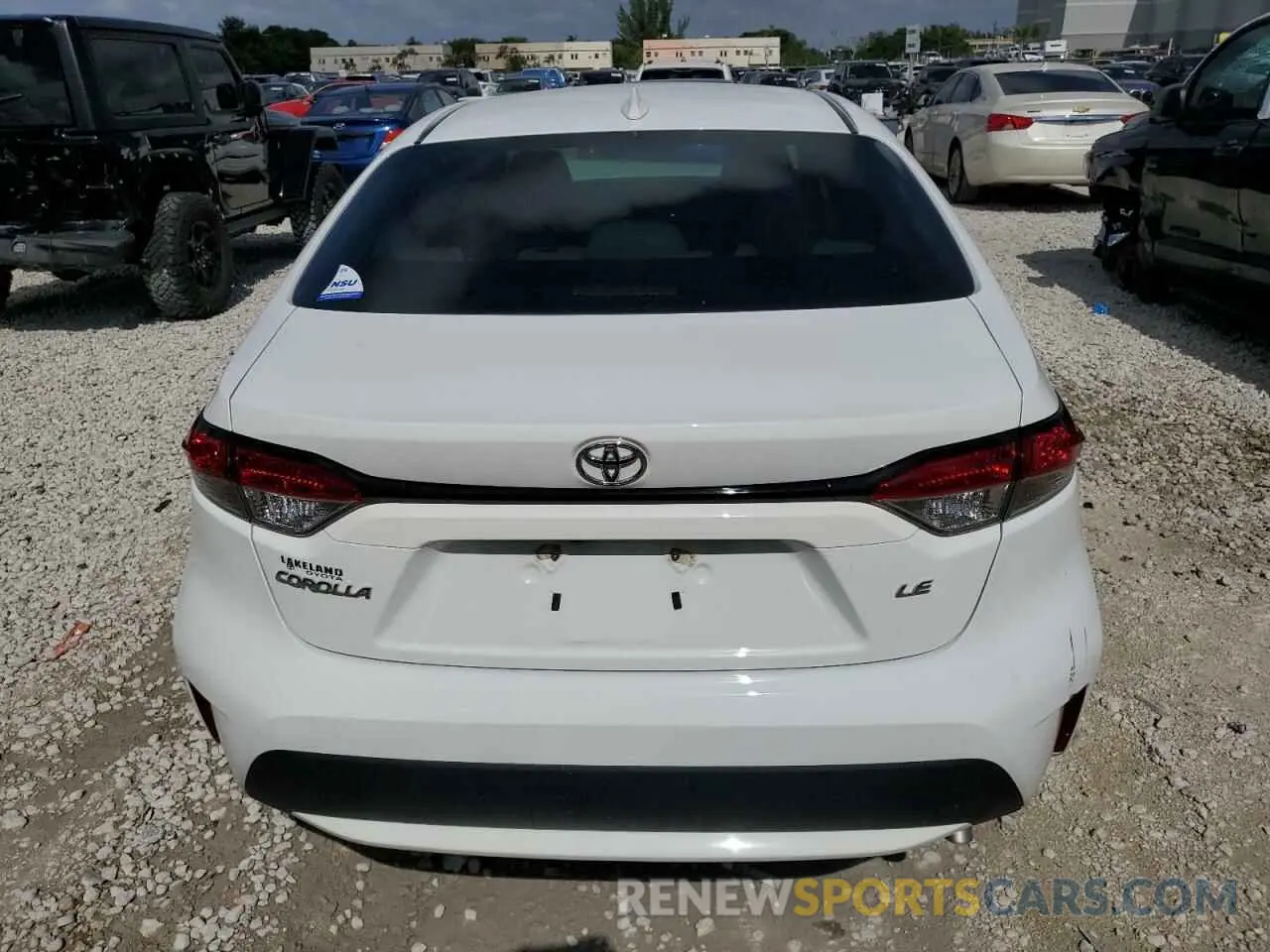 6 Photograph of a damaged car 5YFEPRAE7LP033913 TOYOTA COROLLA 2020