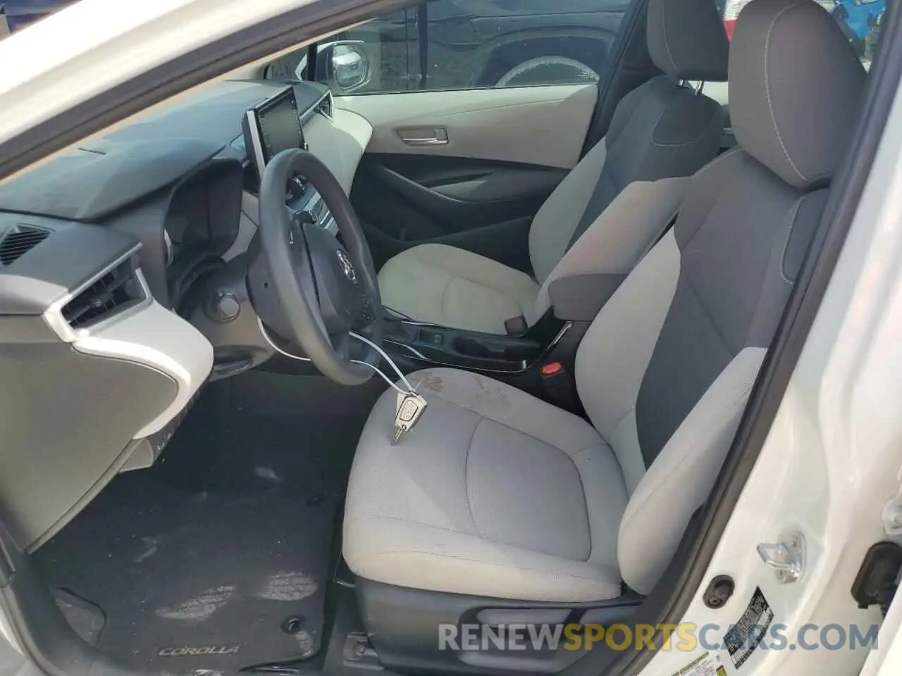 7 Photograph of a damaged car 5YFEPRAE7LP033913 TOYOTA COROLLA 2020