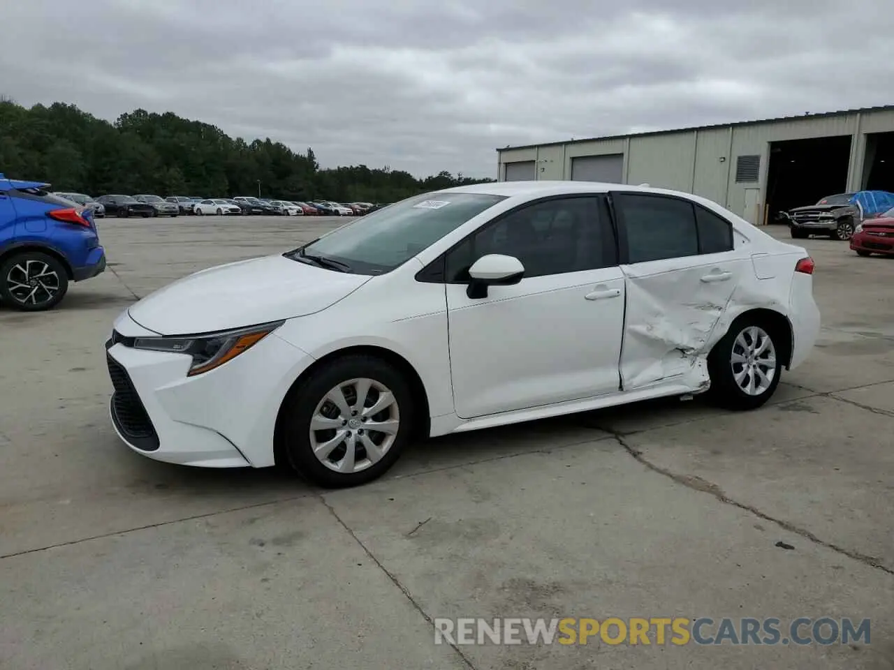 1 Photograph of a damaged car 5YFEPRAE7LP036987 TOYOTA COROLLA 2020