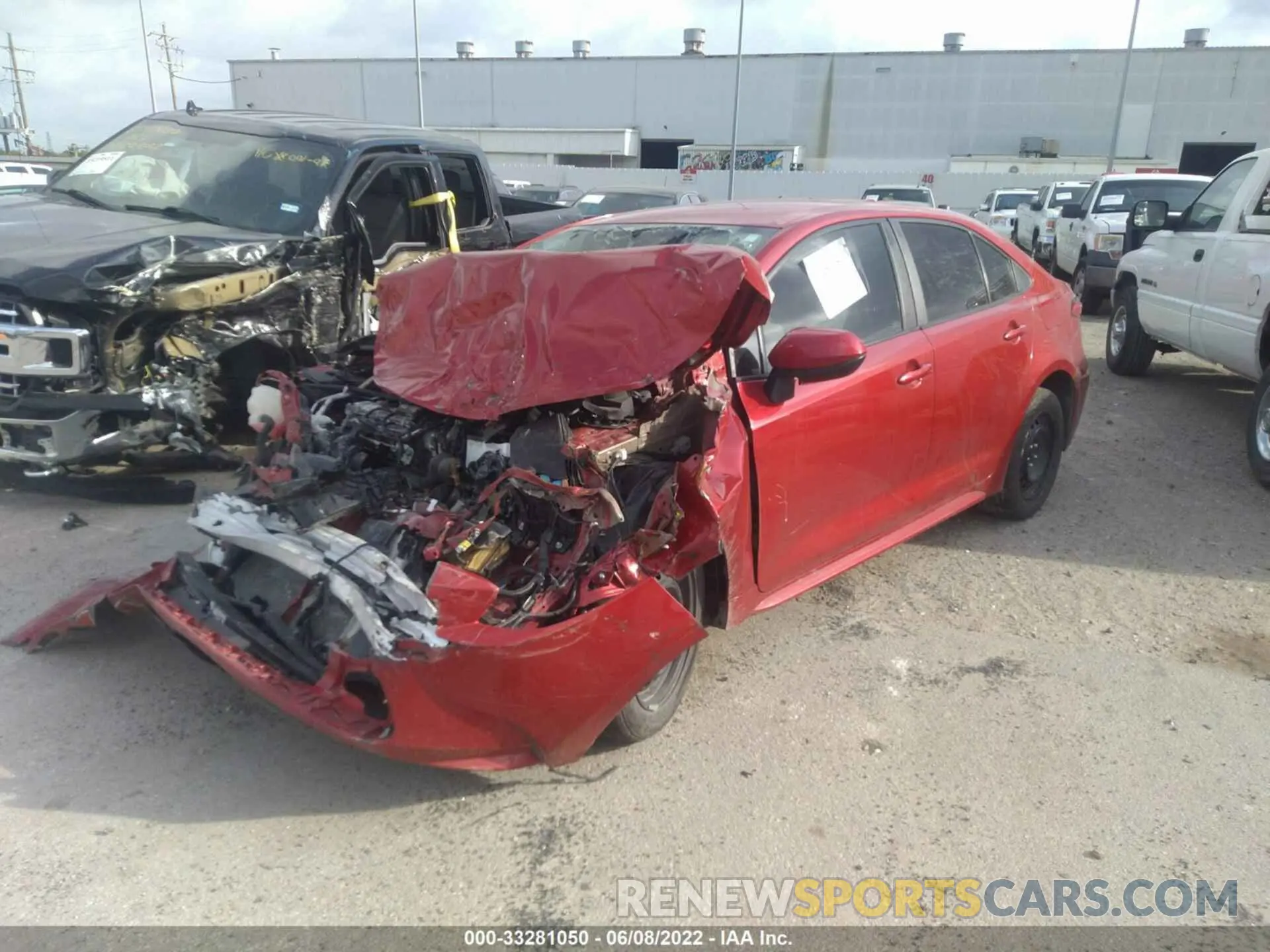 2 Photograph of a damaged car 5YFEPRAE7LP046127 TOYOTA COROLLA 2020