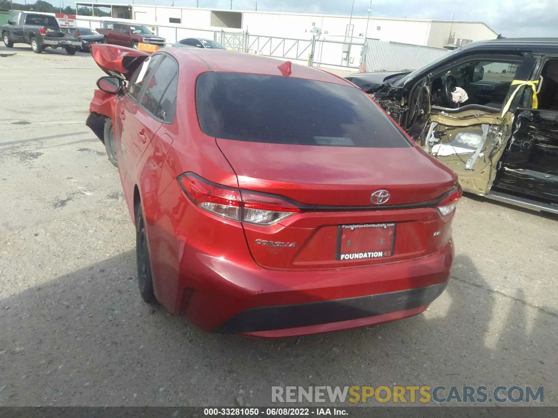 3 Photograph of a damaged car 5YFEPRAE7LP046127 TOYOTA COROLLA 2020