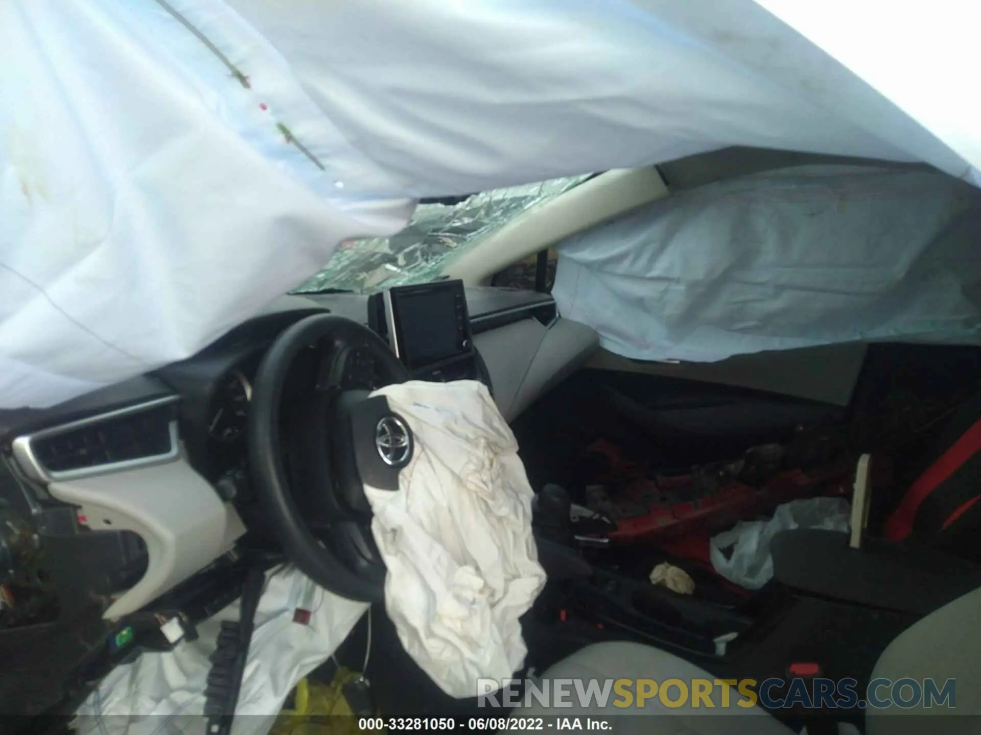 5 Photograph of a damaged car 5YFEPRAE7LP046127 TOYOTA COROLLA 2020