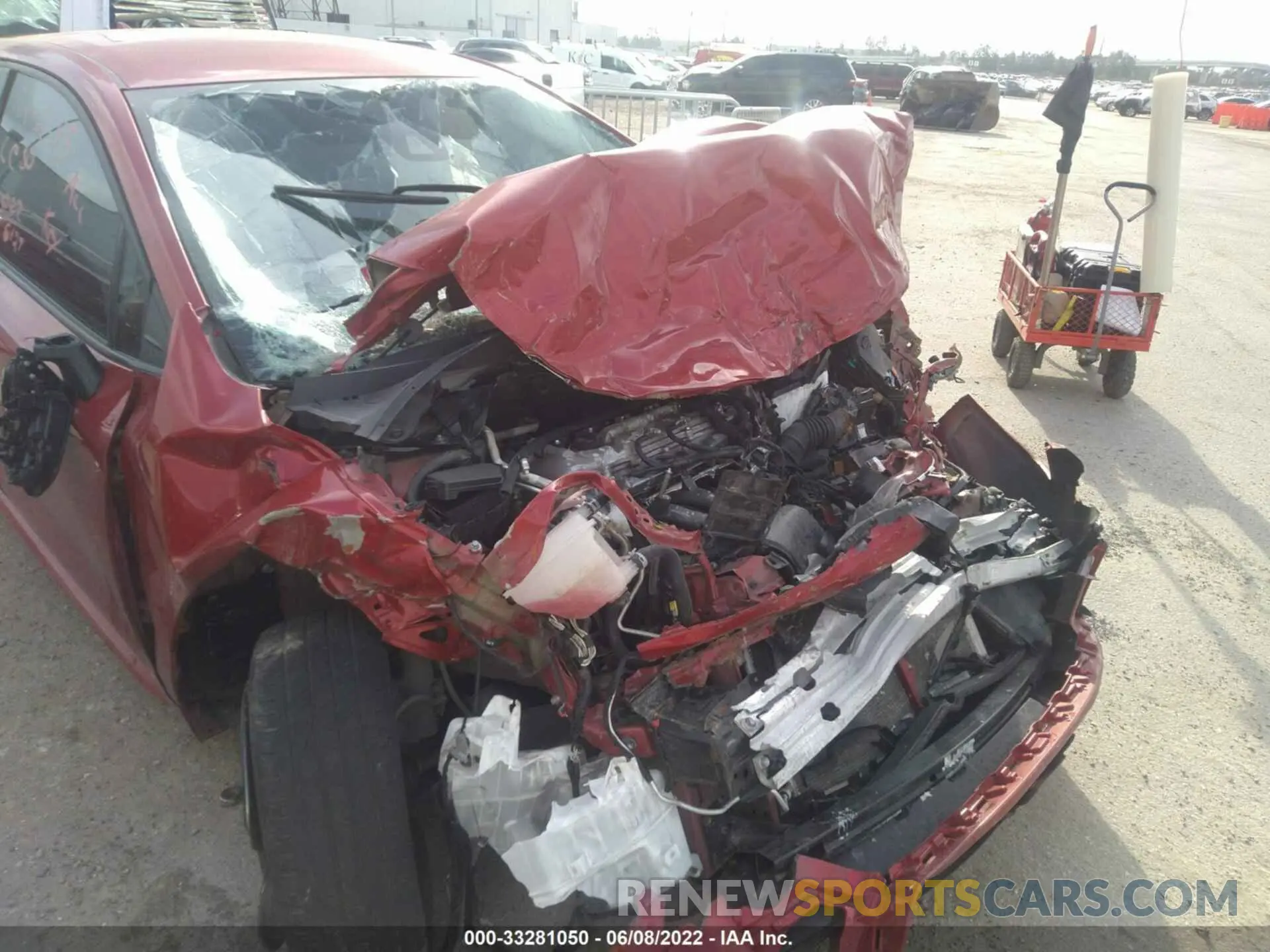 6 Photograph of a damaged car 5YFEPRAE7LP046127 TOYOTA COROLLA 2020