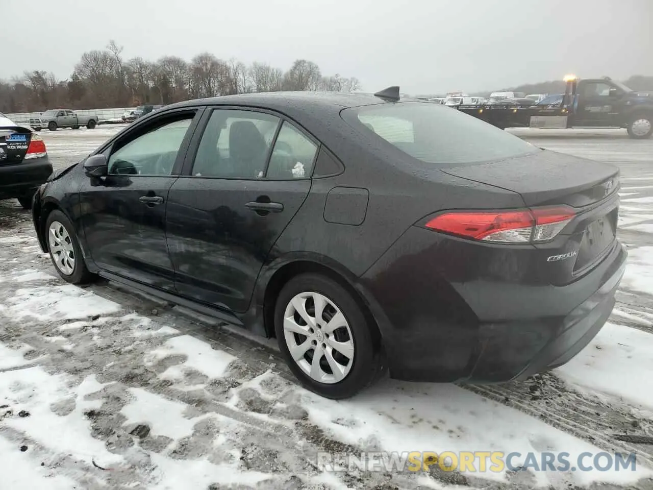 2 Photograph of a damaged car 5YFEPRAE7LP051716 TOYOTA COROLLA 2020
