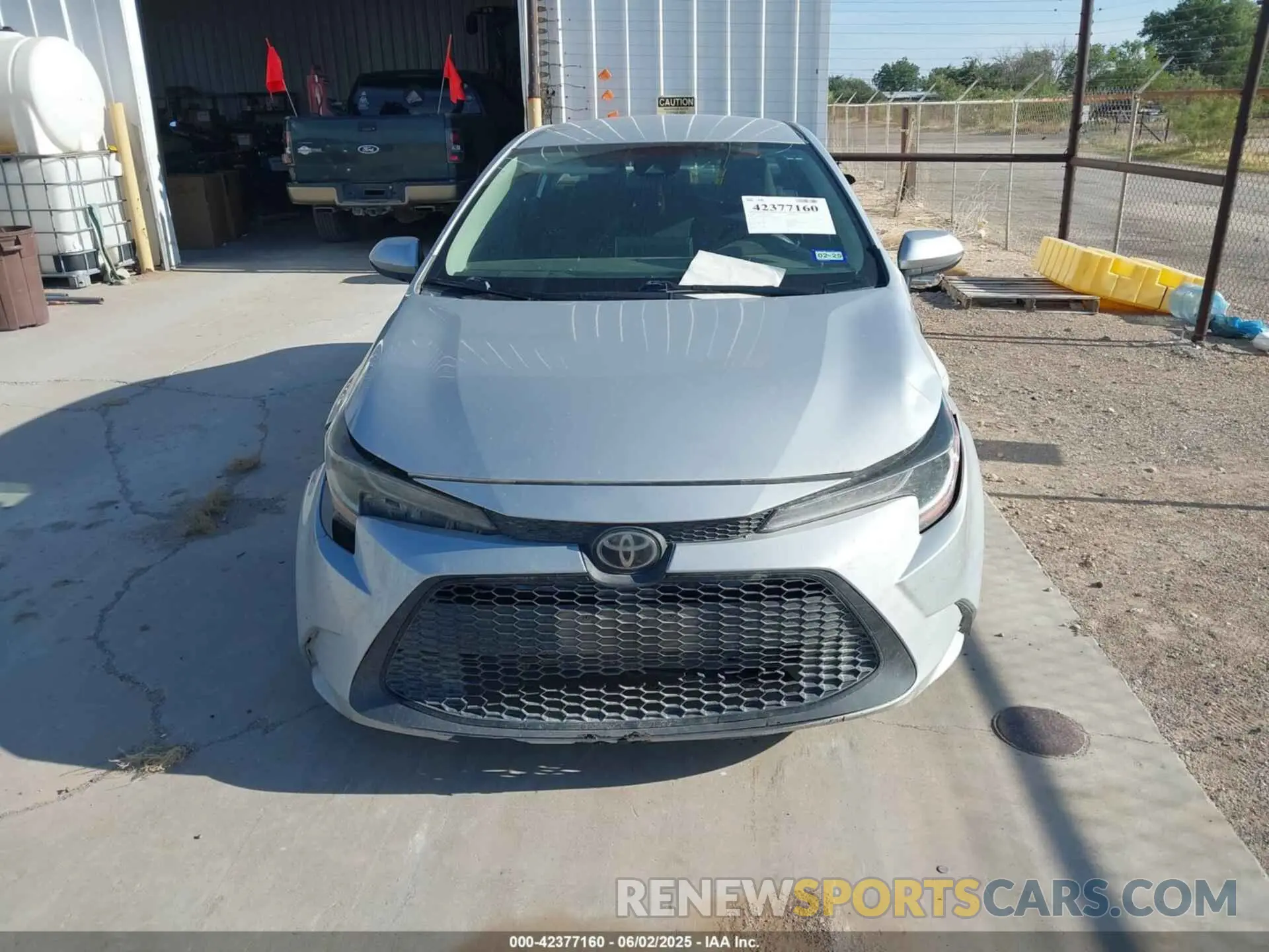 12 Photograph of a damaged car 5YFEPRAE7LP055720 TOYOTA COROLLA 2020