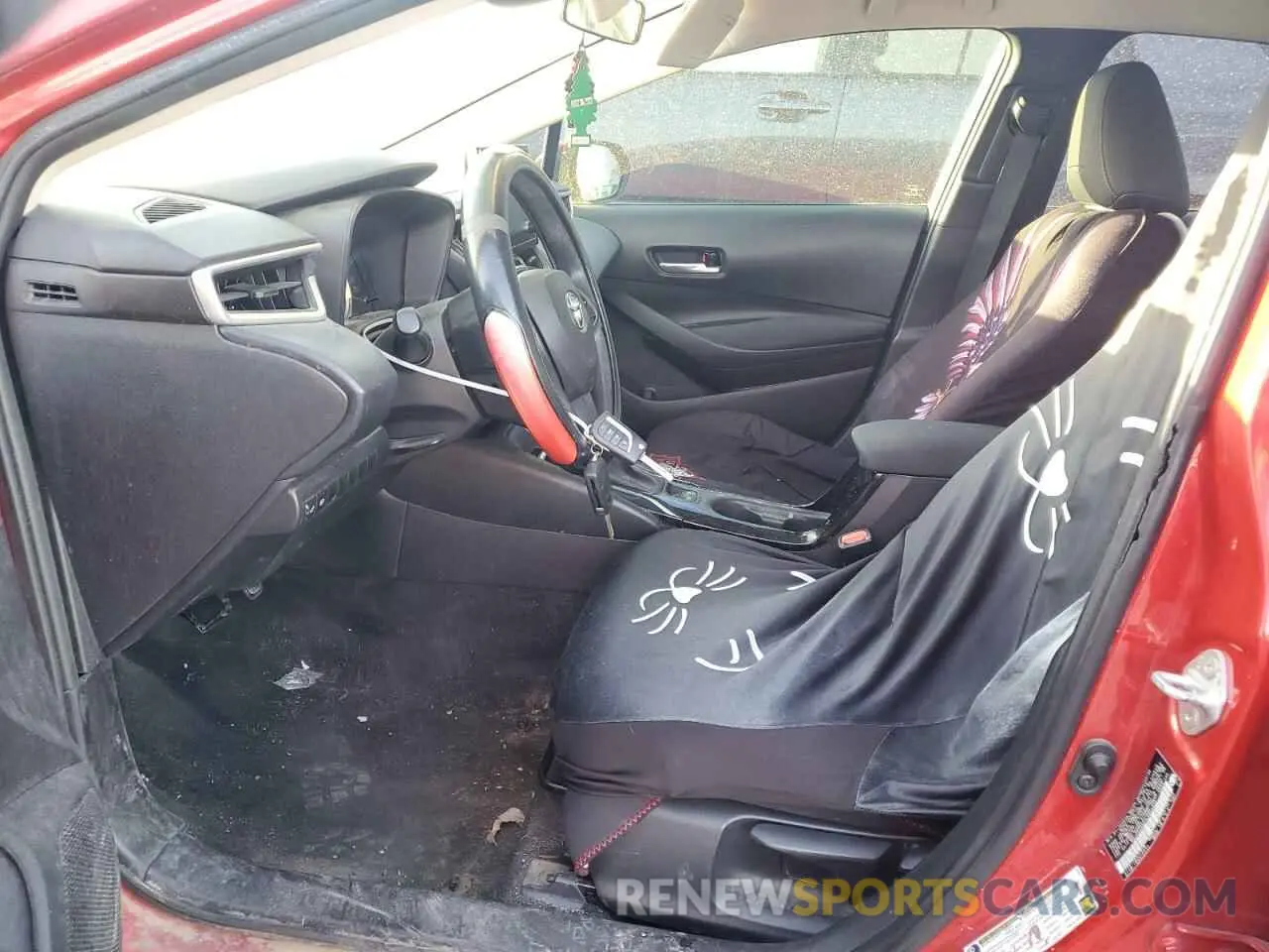 7 Photograph of a damaged car 5YFEPRAE7LP059850 TOYOTA COROLLA 2020