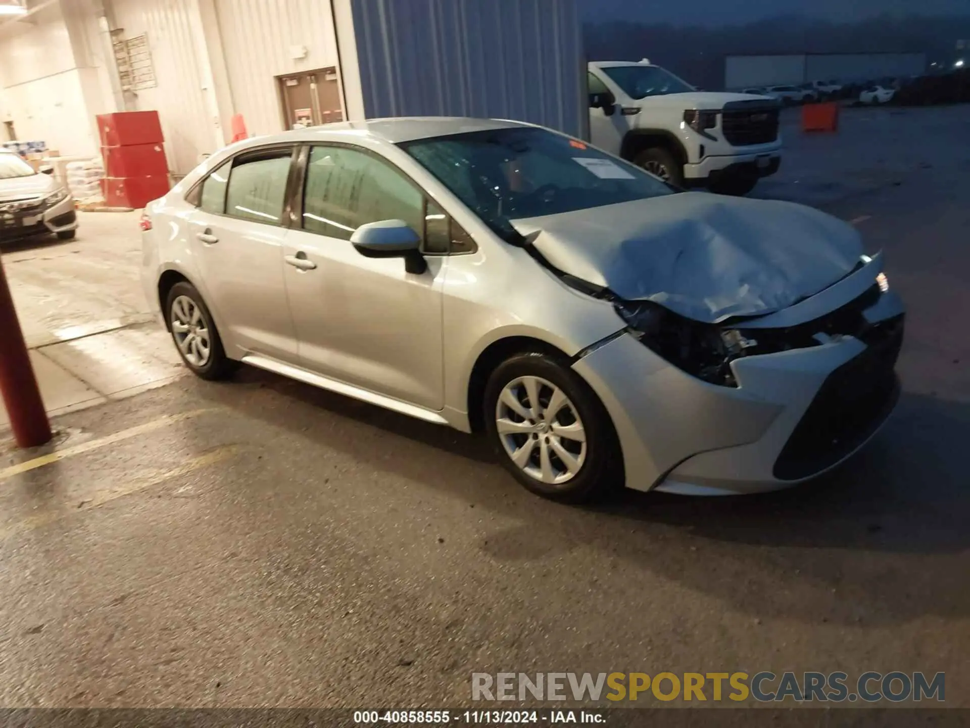 1 Photograph of a damaged car 5YFEPRAE7LP069018 TOYOTA COROLLA 2020