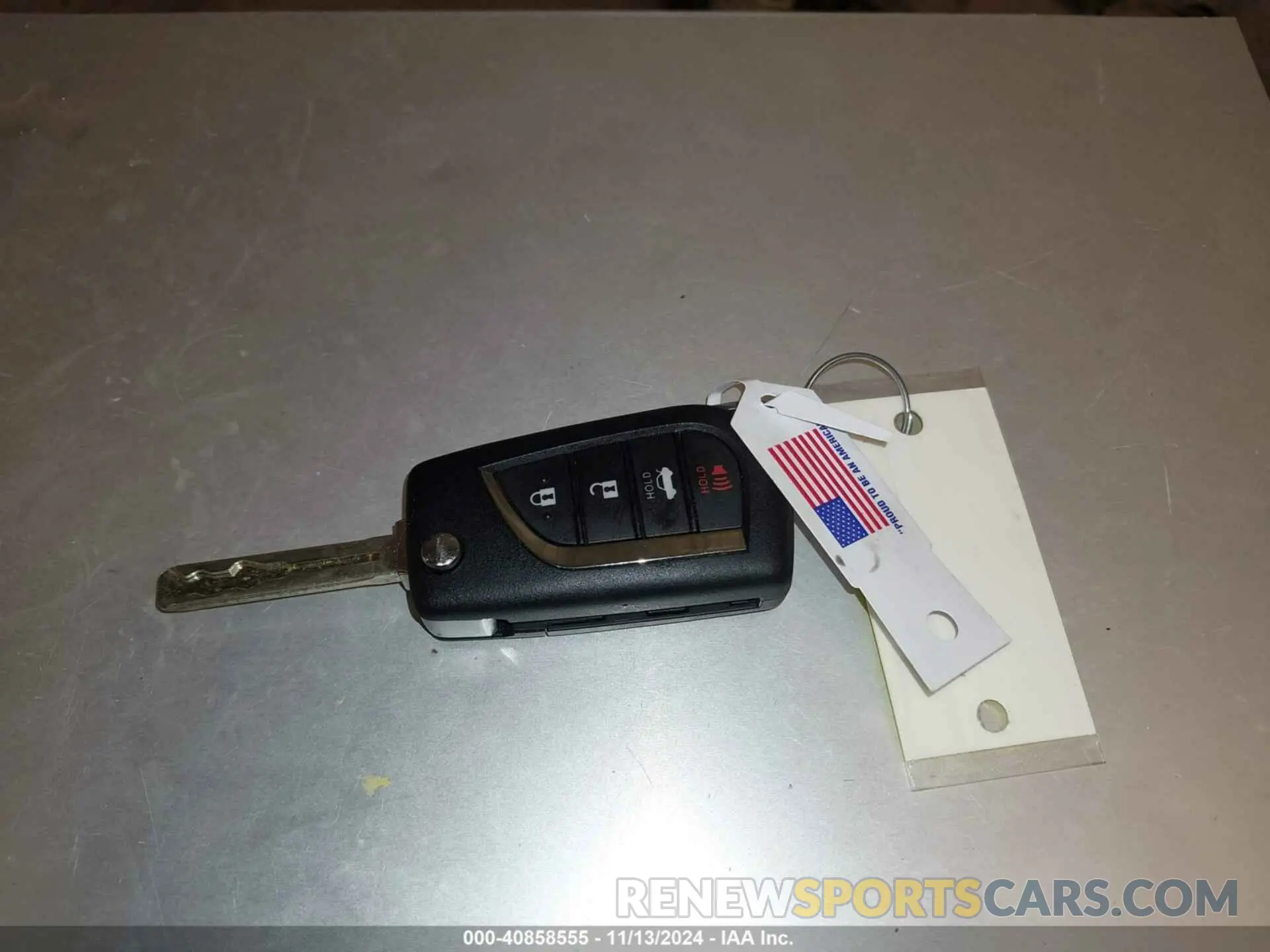 11 Photograph of a damaged car 5YFEPRAE7LP069018 TOYOTA COROLLA 2020