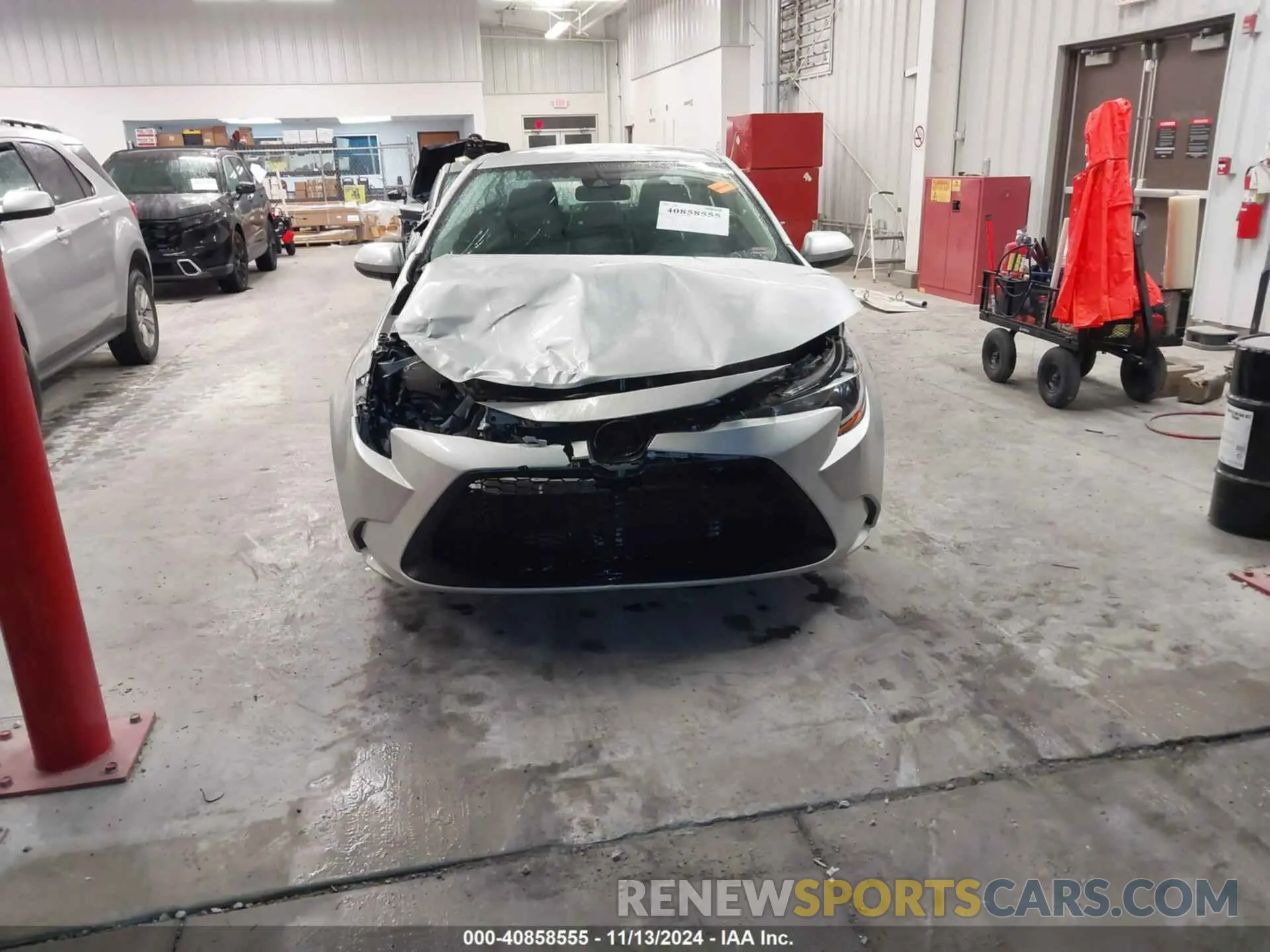 6 Photograph of a damaged car 5YFEPRAE7LP069018 TOYOTA COROLLA 2020