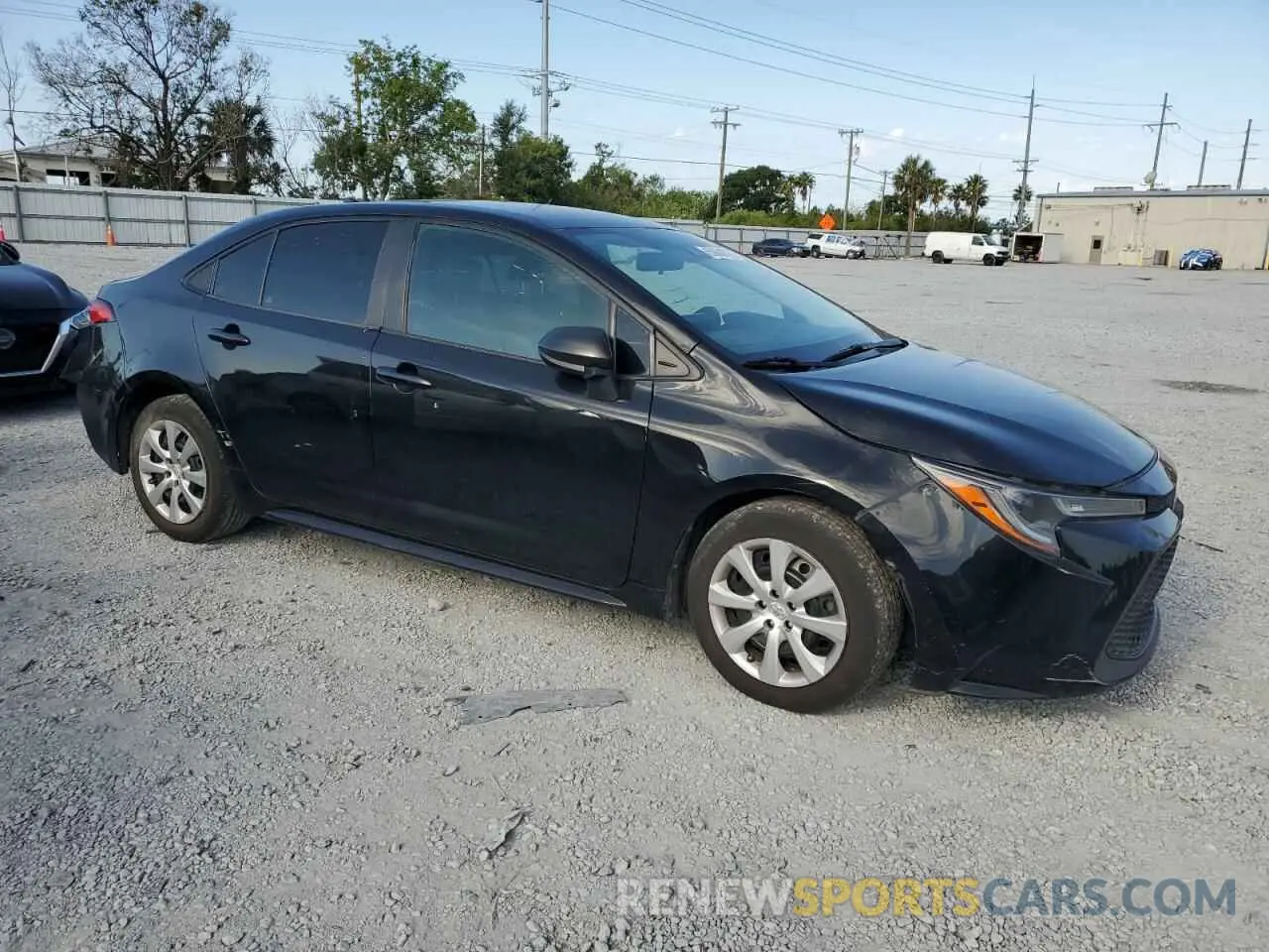 4 Photograph of a damaged car 5YFEPRAE7LP069570 TOYOTA COROLLA 2020