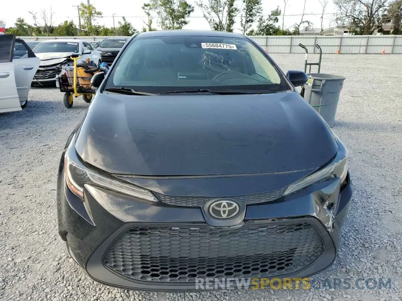 5 Photograph of a damaged car 5YFEPRAE7LP069570 TOYOTA COROLLA 2020
