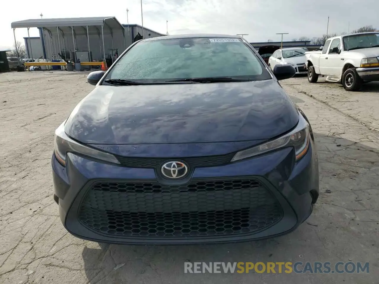 5 Photograph of a damaged car 5YFEPRAE7LP077720 TOYOTA COROLLA 2020