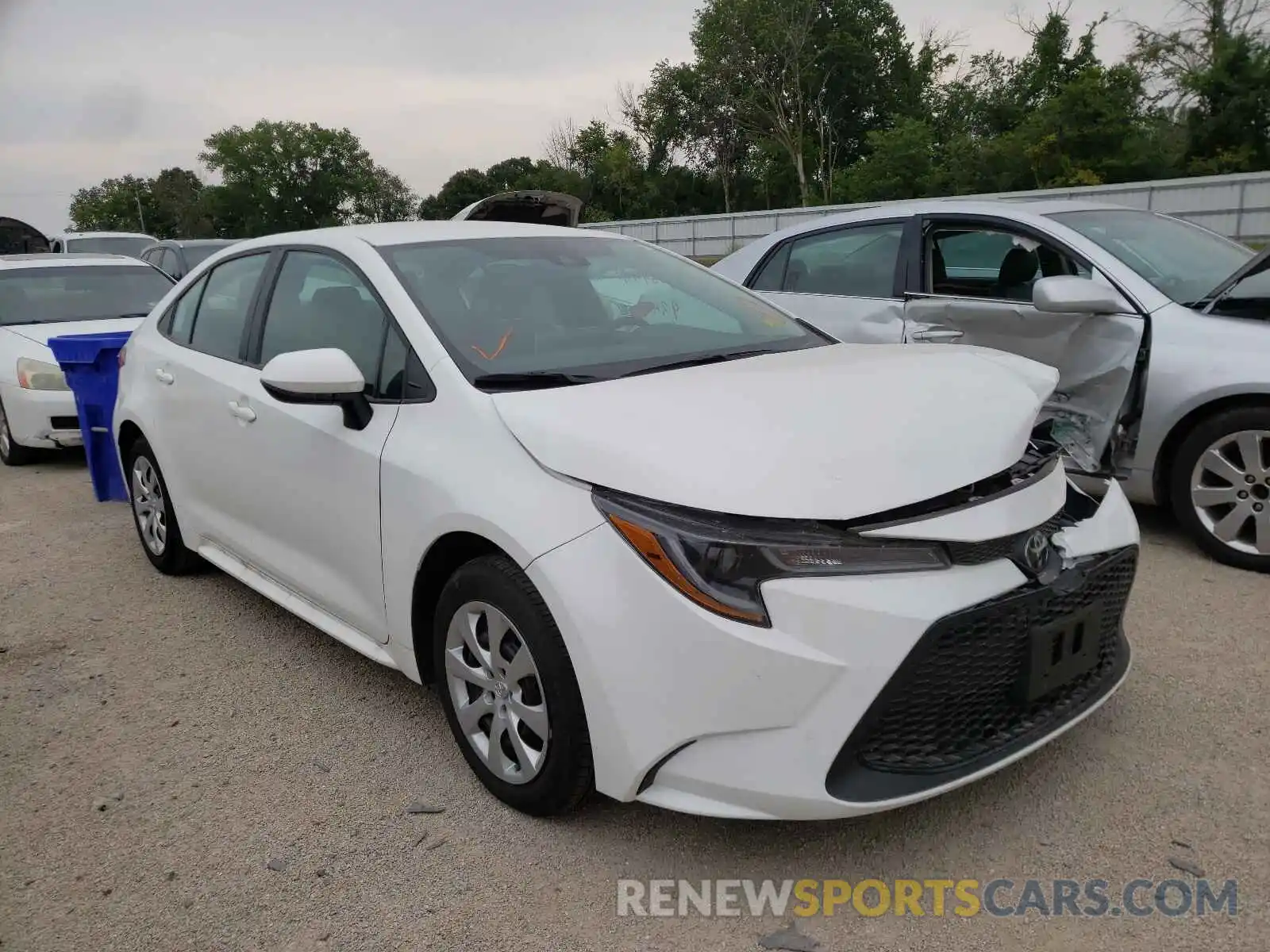 1 Photograph of a damaged car 5YFEPRAE7LP082755 TOYOTA COROLLA 2020