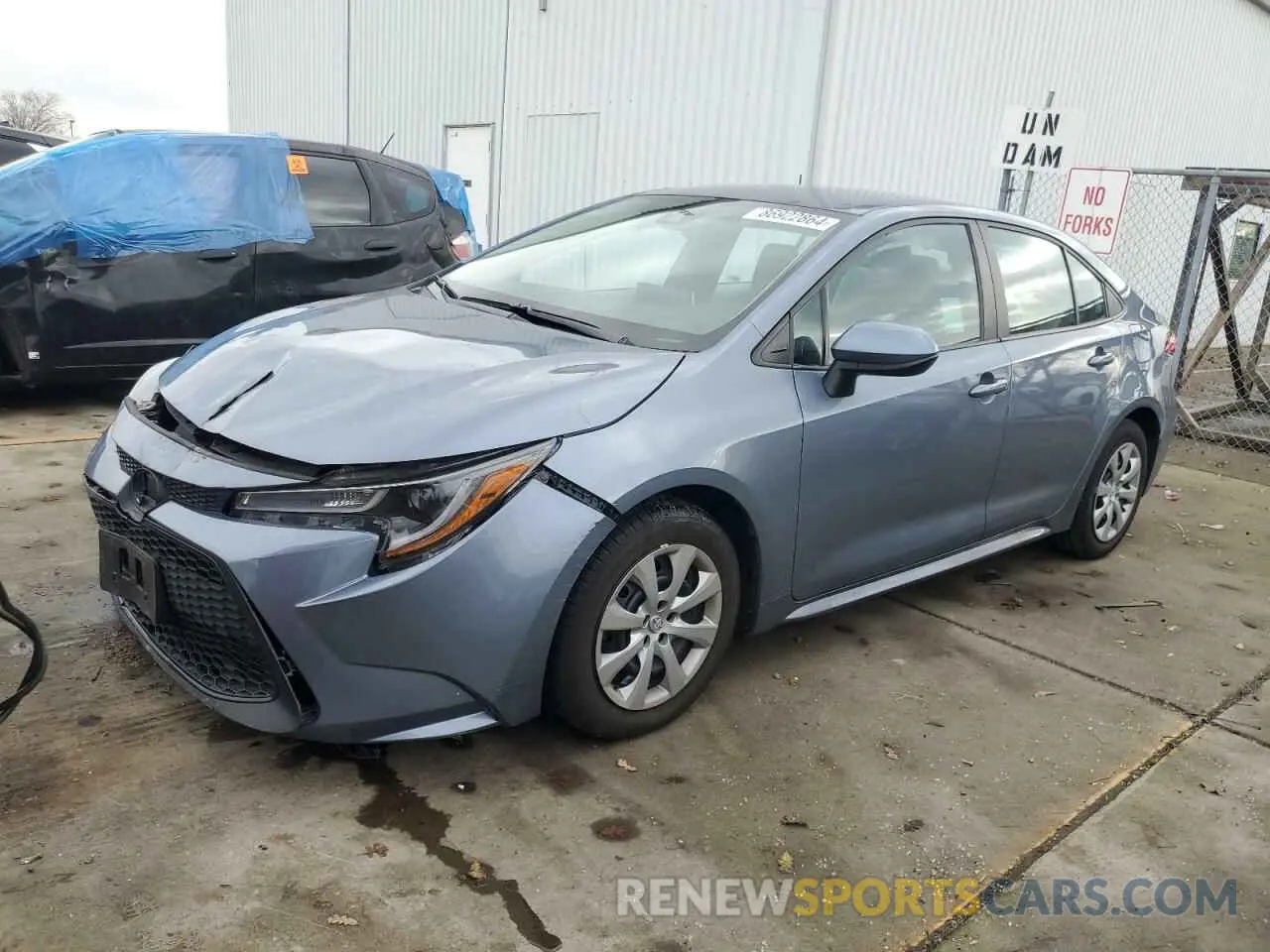 1 Photograph of a damaged car 5YFEPRAE7LP084666 TOYOTA COROLLA 2020