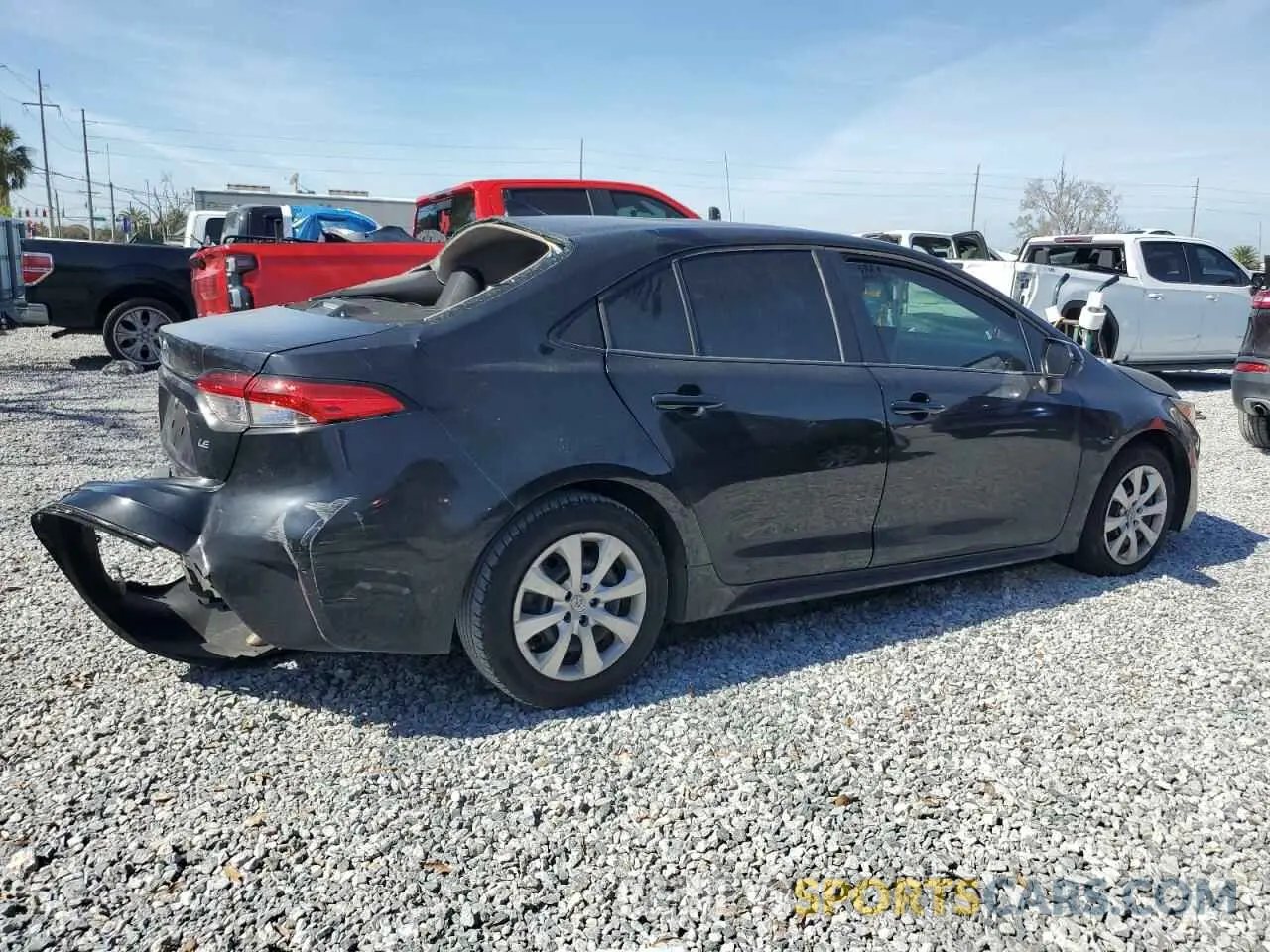 3 Photograph of a damaged car 5YFEPRAE7LP086210 TOYOTA COROLLA 2020