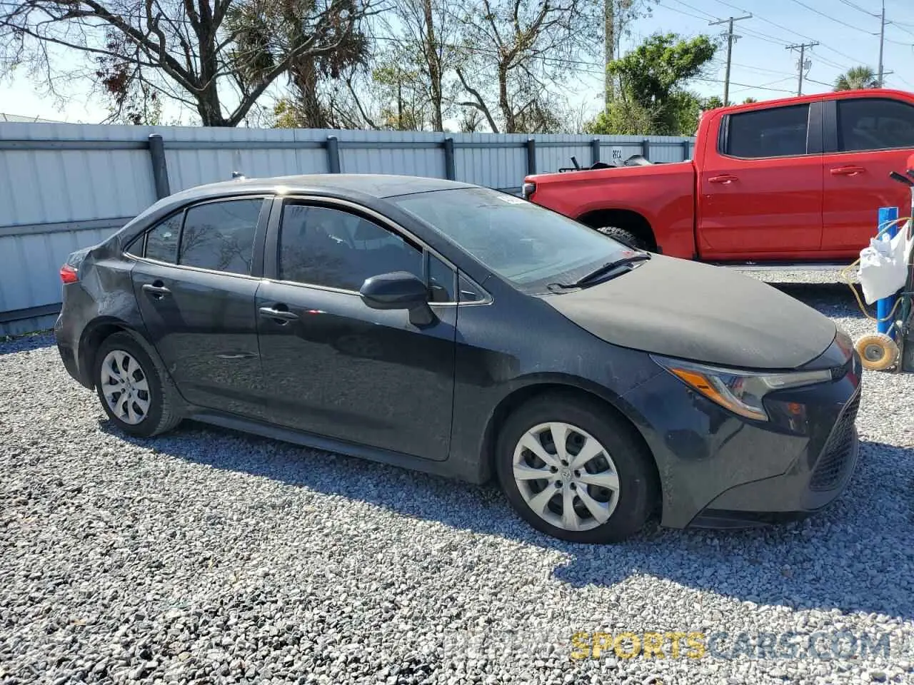 4 Photograph of a damaged car 5YFEPRAE7LP086210 TOYOTA COROLLA 2020