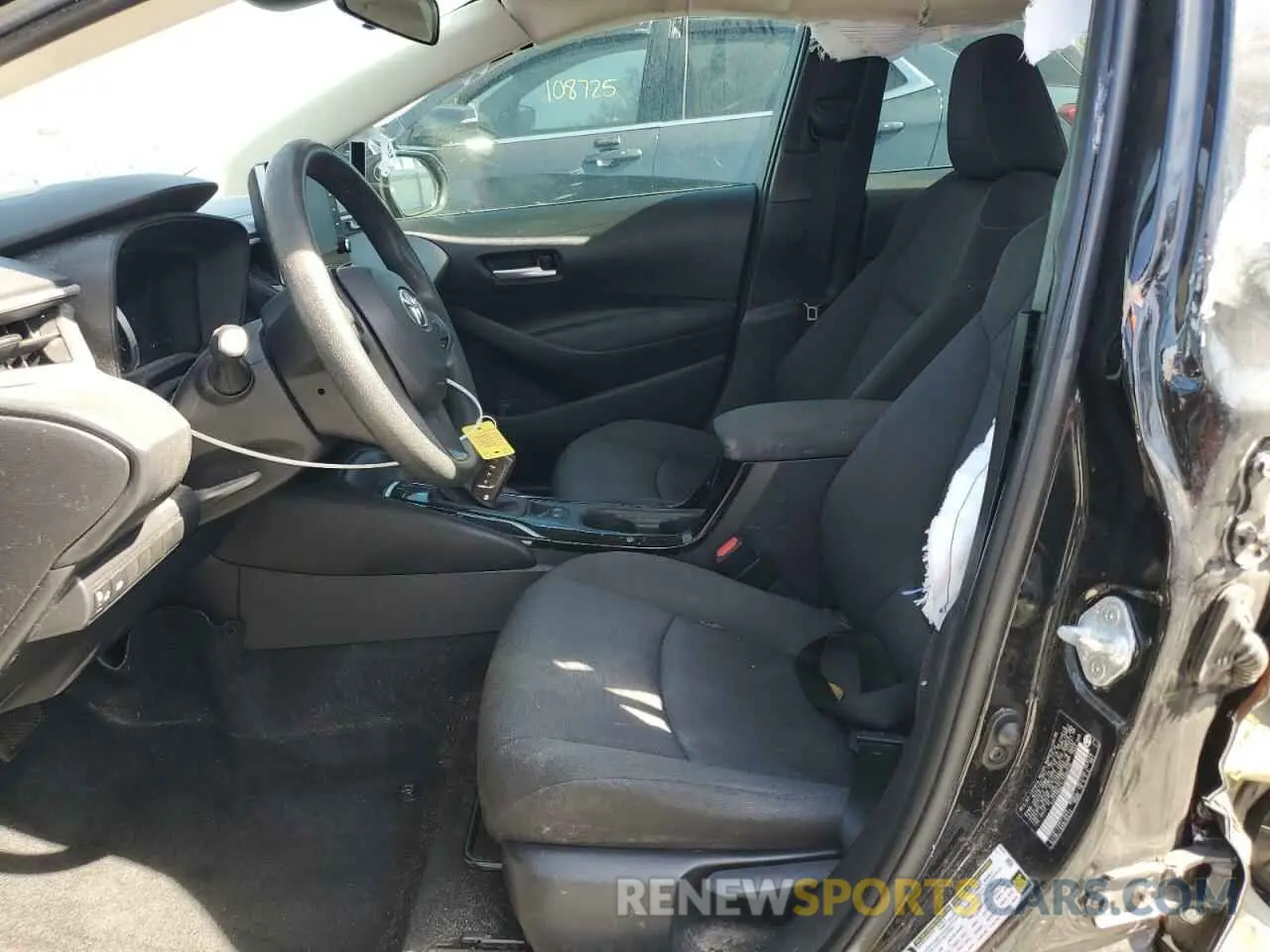 7 Photograph of a damaged car 5YFEPRAE7LP086210 TOYOTA COROLLA 2020