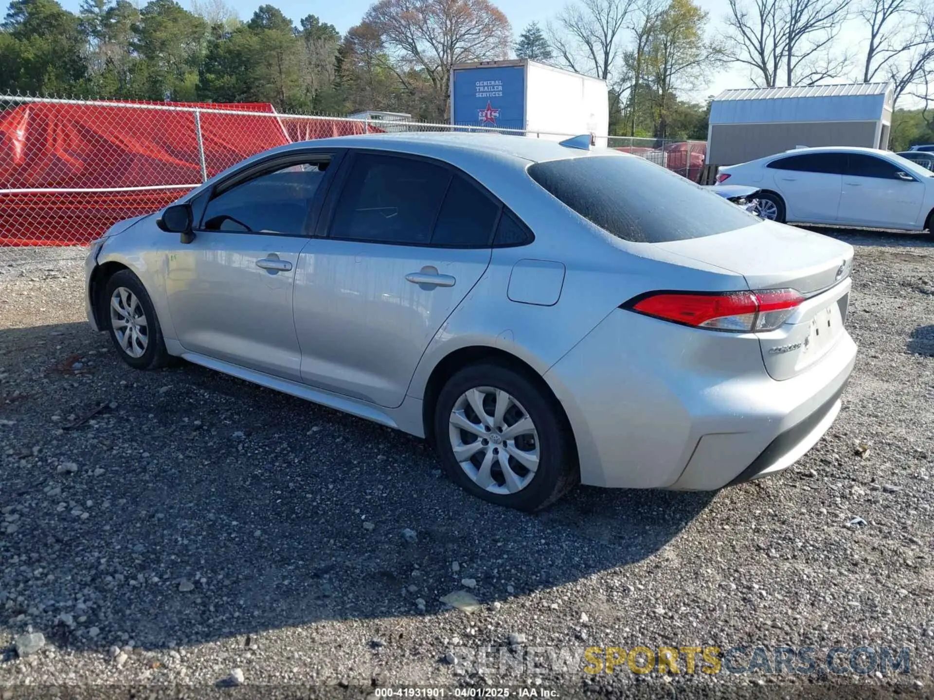 3 Photograph of a damaged car 5YFEPRAE7LP086658 TOYOTA COROLLA 2020