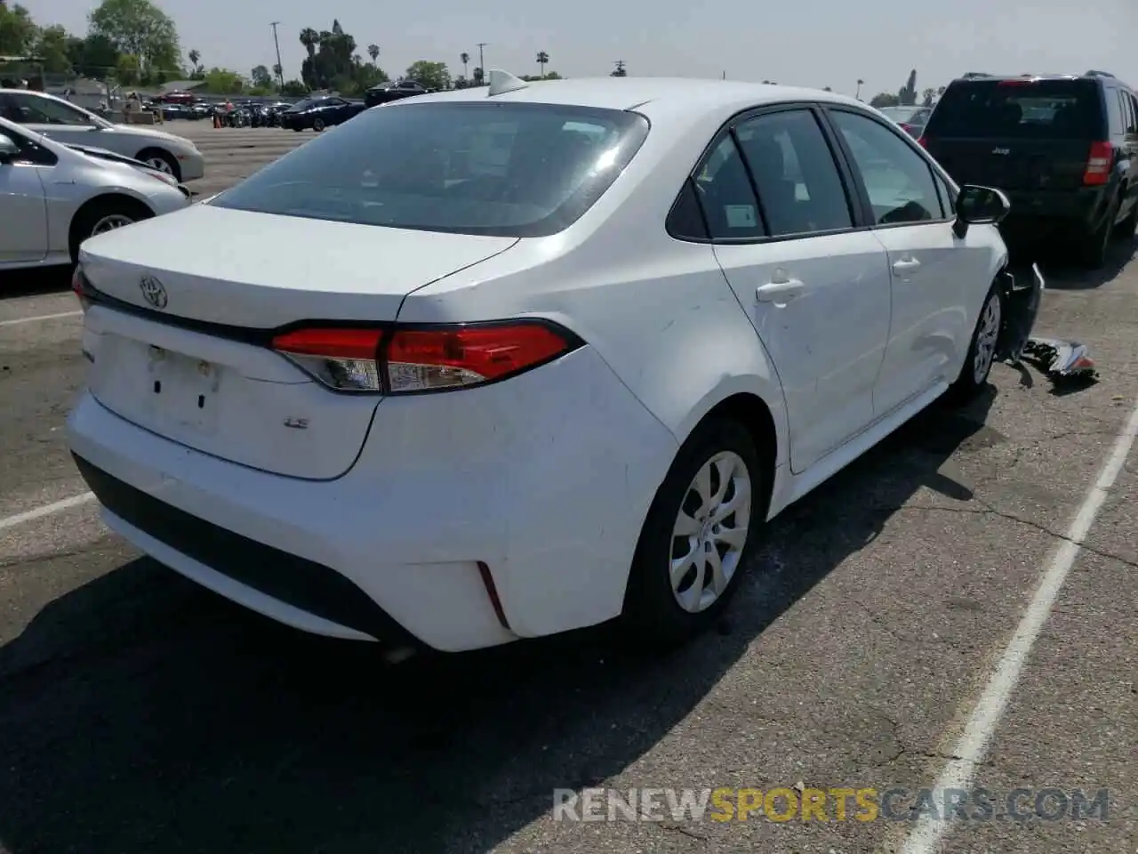 4 Photograph of a damaged car 5YFEPRAE7LP086708 TOYOTA COROLLA 2020