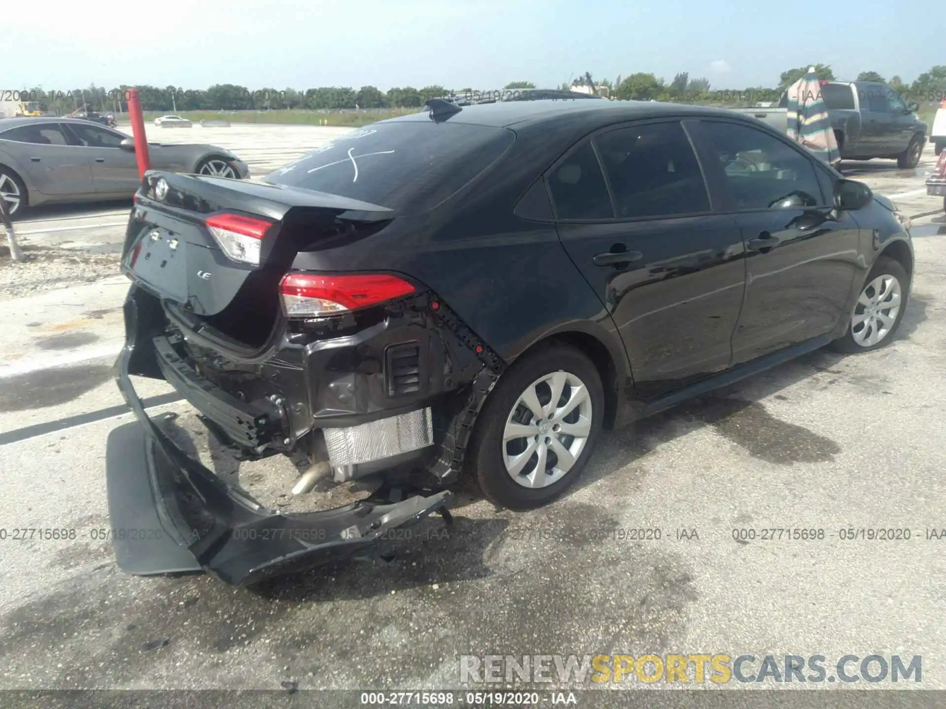 4 Photograph of a damaged car 5YFEPRAE7LP089737 TOYOTA COROLLA 2020