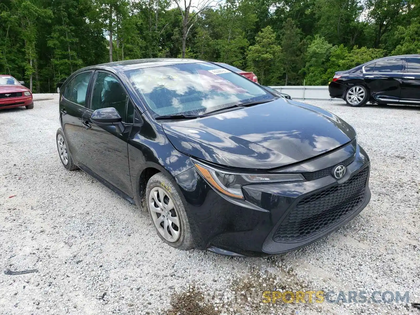 1 Photograph of a damaged car 5YFEPRAE7LP091794 TOYOTA COROLLA 2020