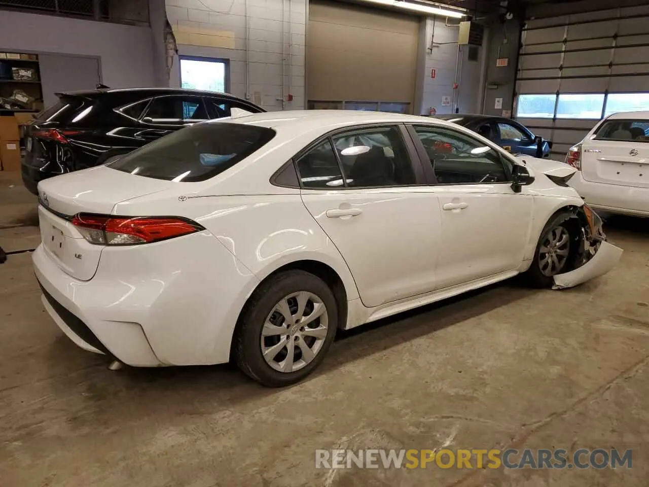 3 Photograph of a damaged car 5YFEPRAE7LP092962 TOYOTA COROLLA 2020