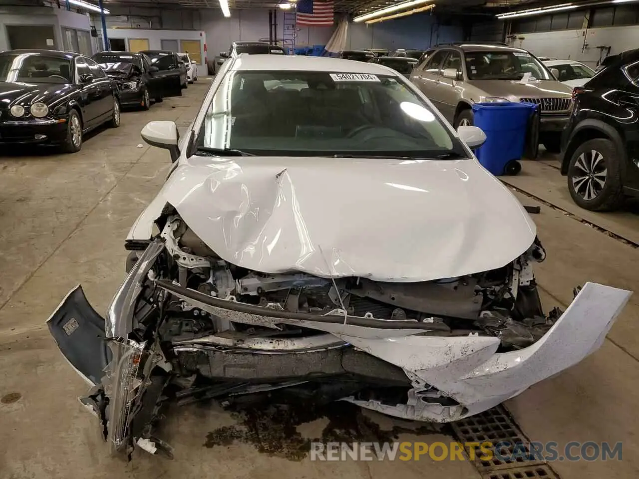 5 Photograph of a damaged car 5YFEPRAE7LP092962 TOYOTA COROLLA 2020