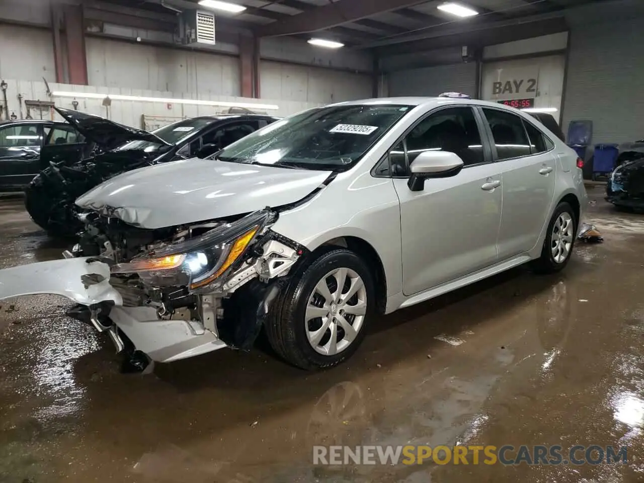 1 Photograph of a damaged car 5YFEPRAE7LP094792 TOYOTA COROLLA 2020