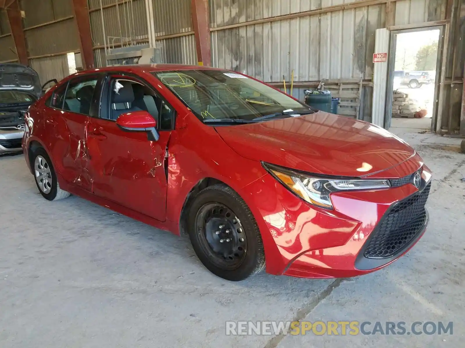 1 Photograph of a damaged car 5YFEPRAE7LP095098 TOYOTA COROLLA 2020