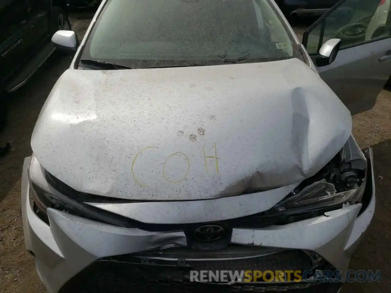 7 Photograph of a damaged car 5YFEPRAE7LP109047 TOYOTA COROLLA 2020