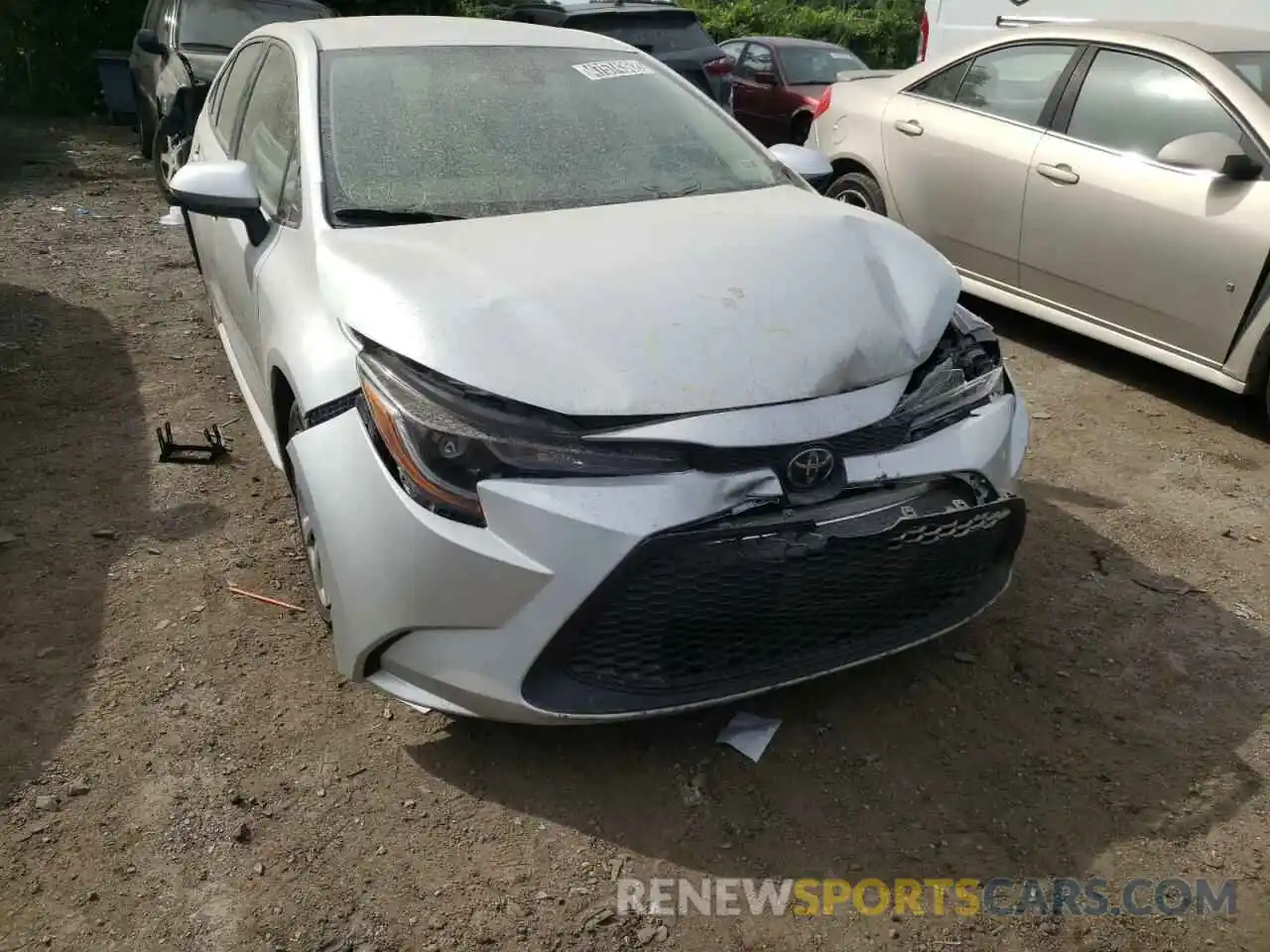 9 Photograph of a damaged car 5YFEPRAE7LP109047 TOYOTA COROLLA 2020